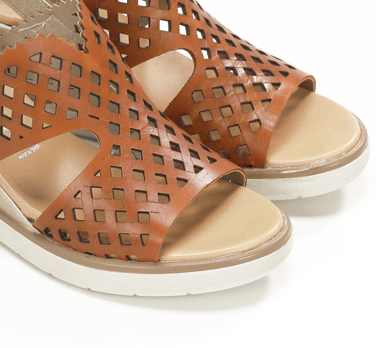 Fluchos Smash F1972 sandales marron femme compensées