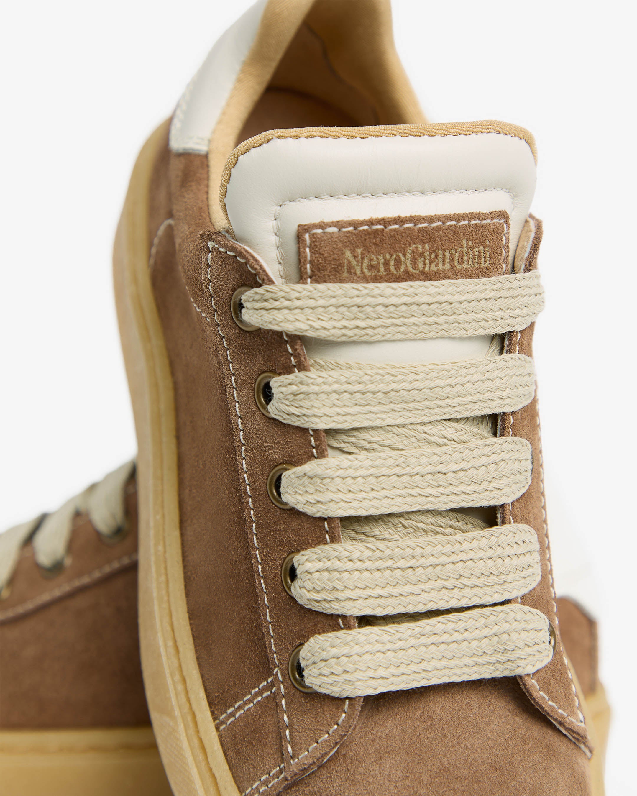 Nero Giardini Sneakers baskets ado daim cuir