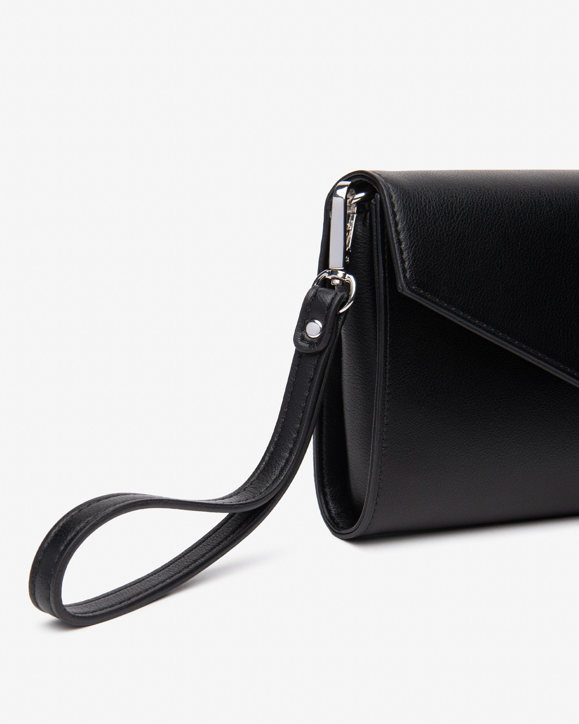 Nero Giardini Bags pochette chaîne femme cuir