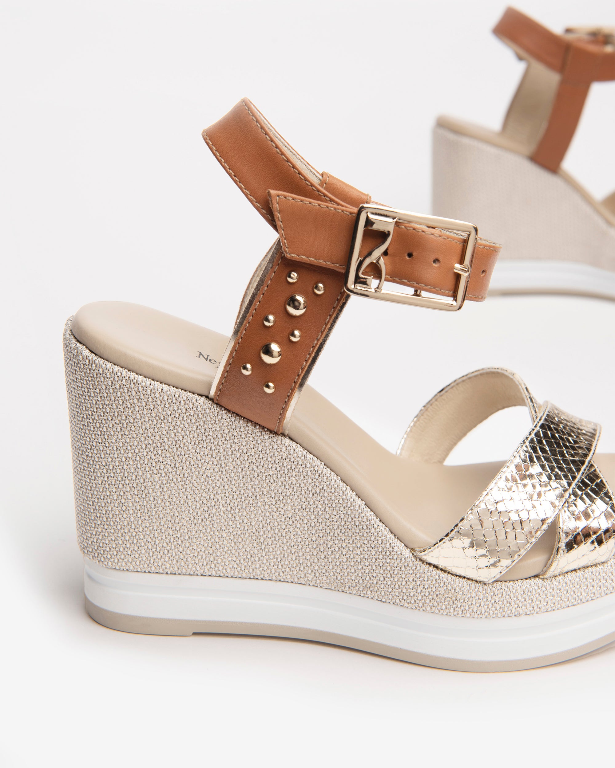 Nero Giardini Sandals sandales cuir compensées 10,5 cm