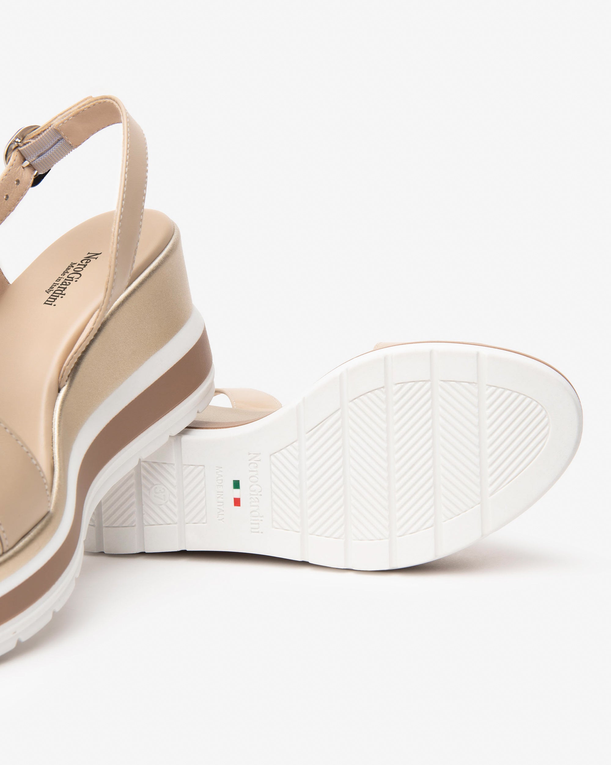 Nero Giardini Sandals Sandales Cuir Femme 38 Été