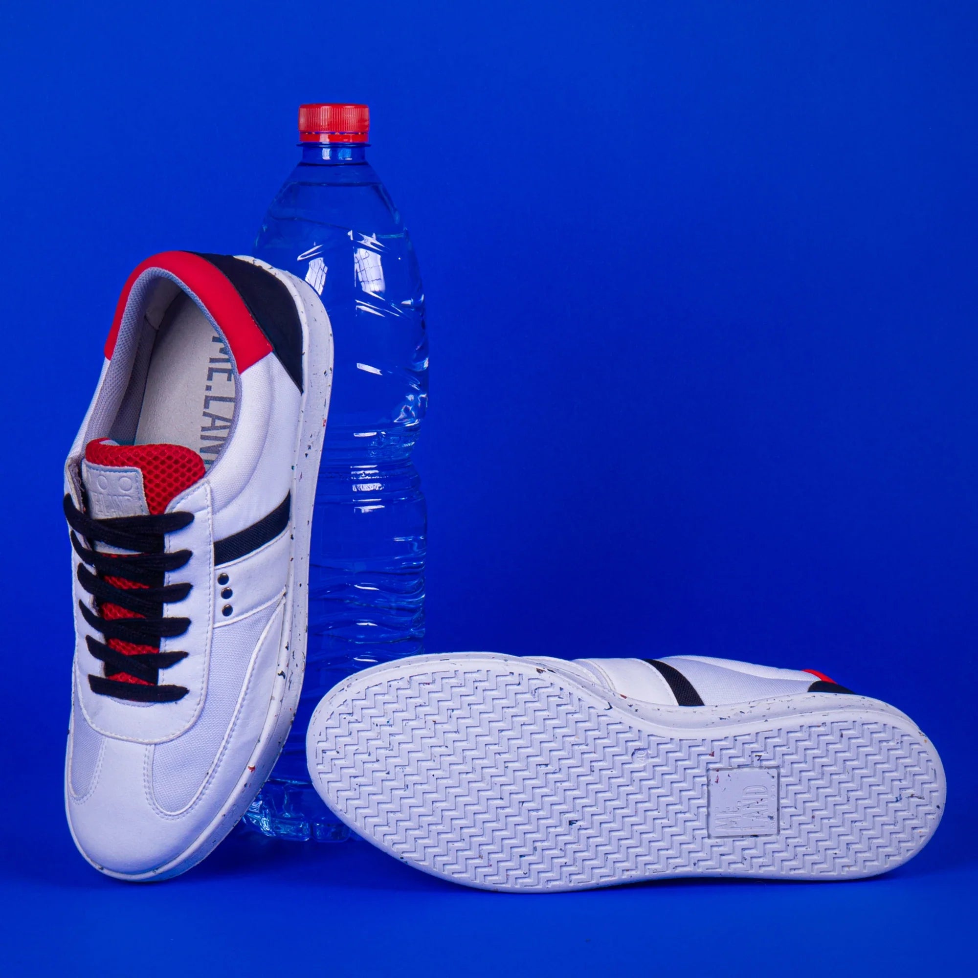 Me.Land Vivace baskets vegan blanc noir rouge recyclées