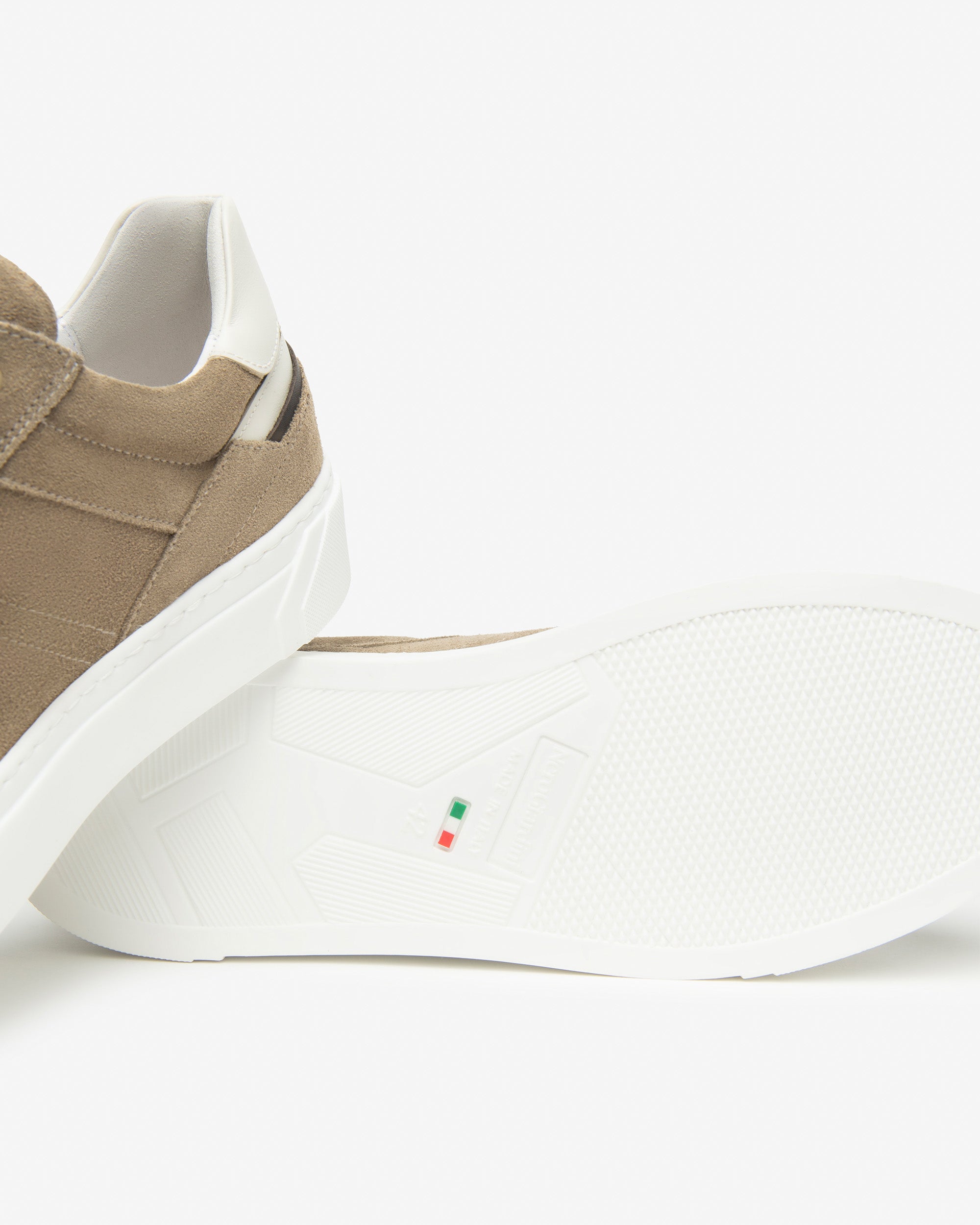 Nero Giardini Sneakers baskets cuir daim homme