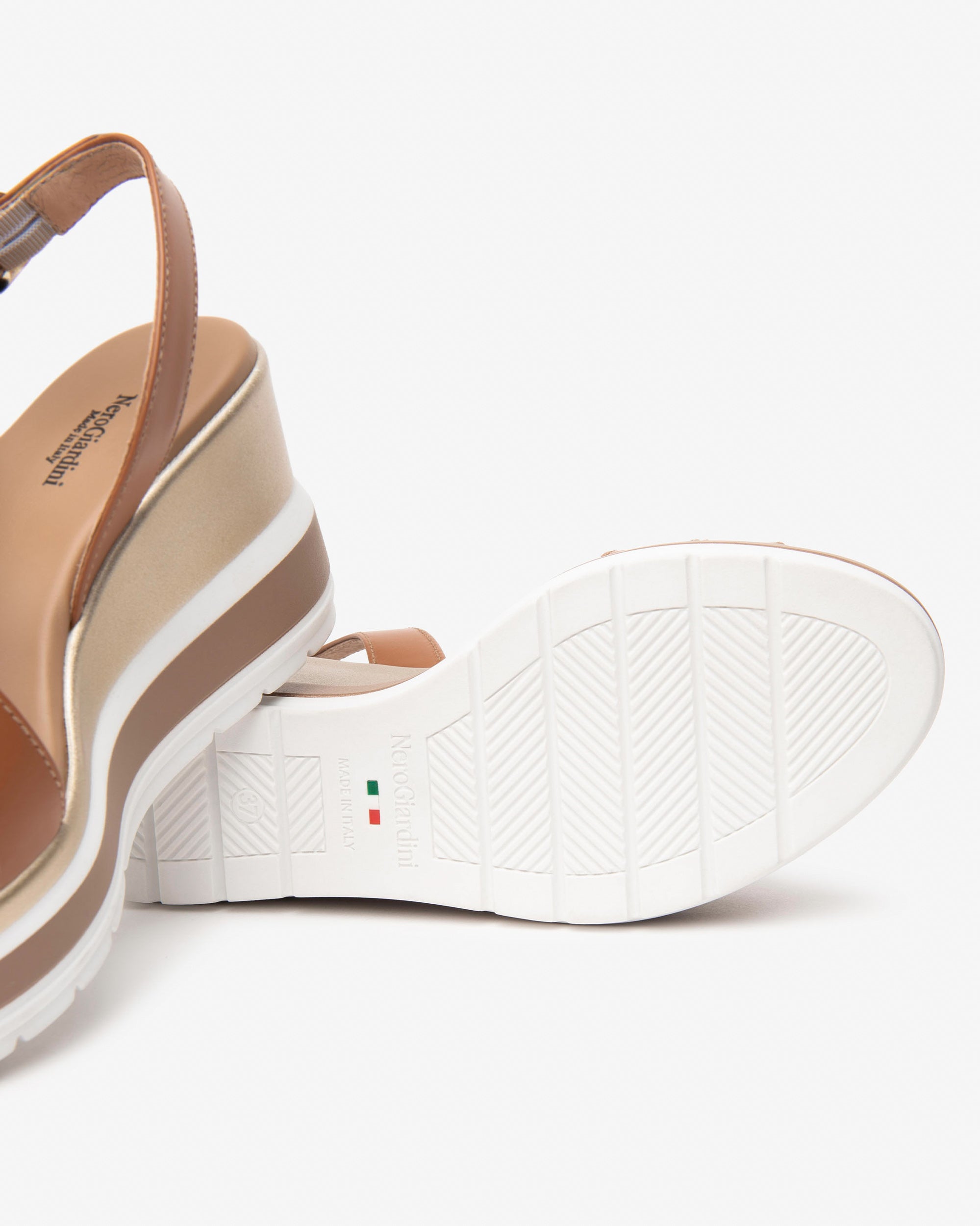 Nero Giardini Sandals Sandales Cuir Femme