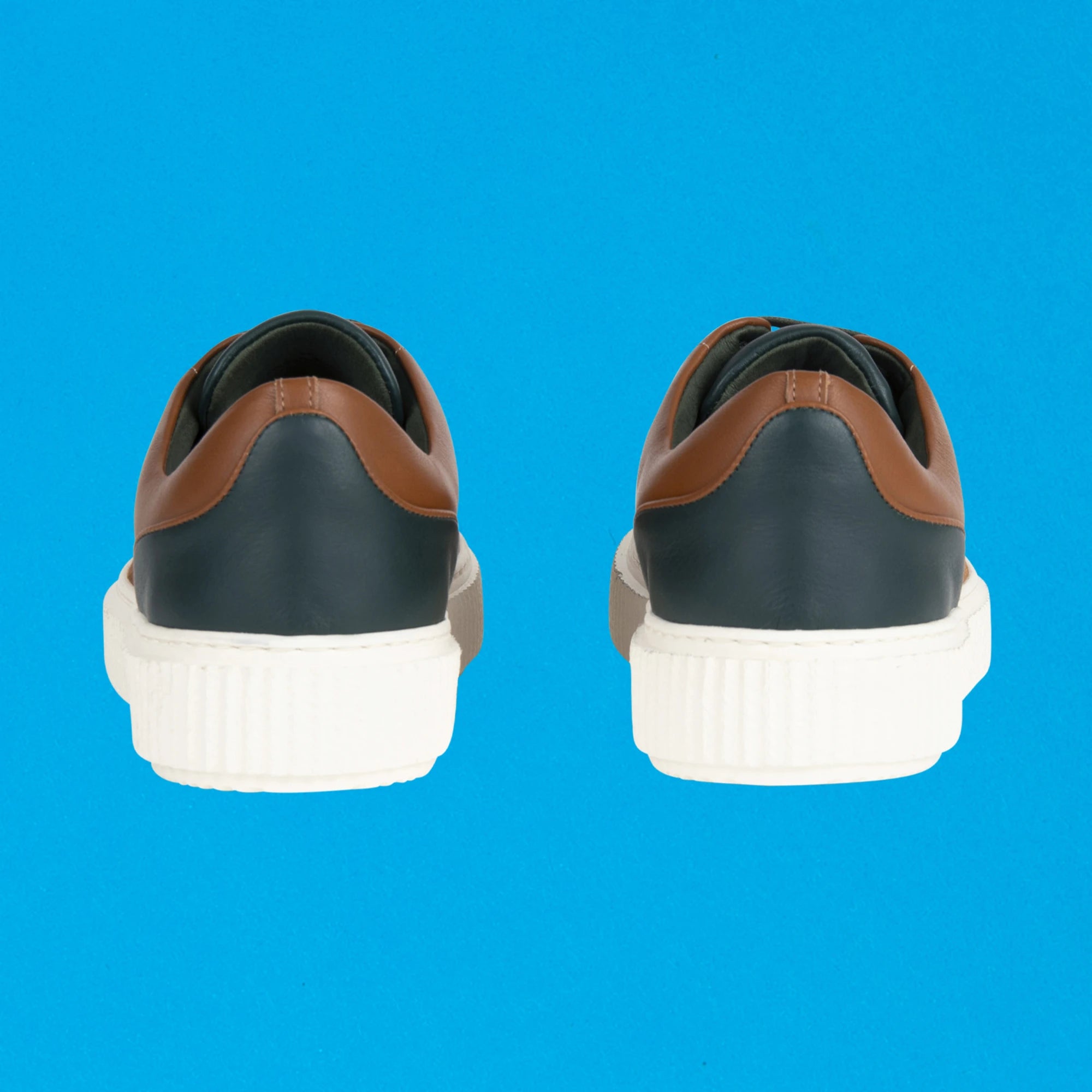 Me.Land Meaker baskets cuir daim cognac vert taille 42