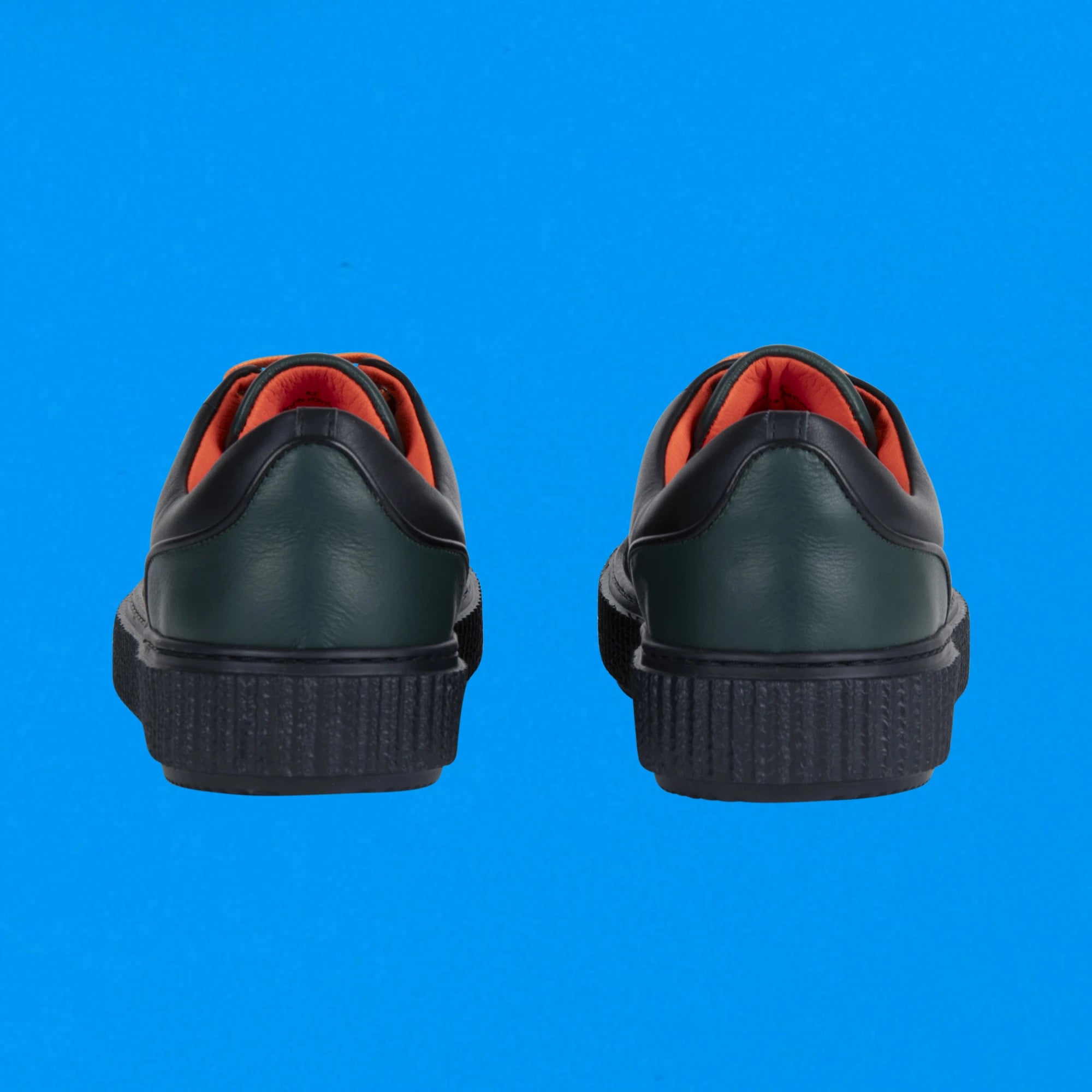 Me.Land Meaker Bright Black basket daim noir vert orange