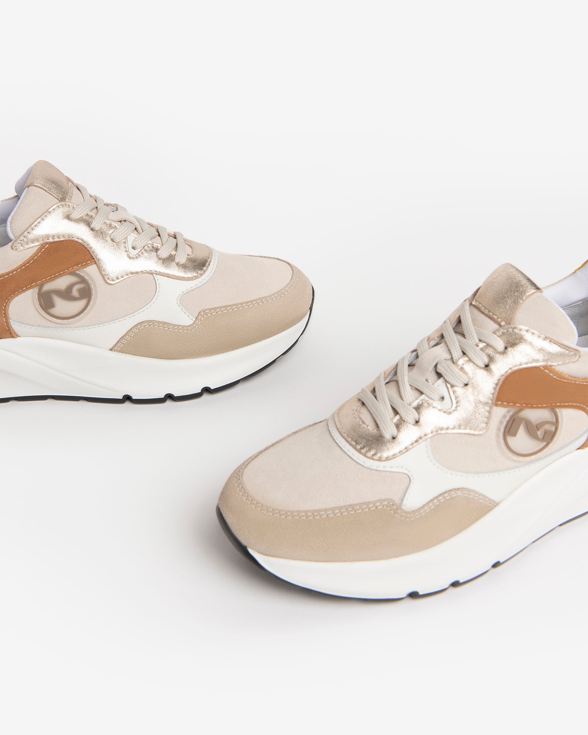 Nero Giardini Sneakers baskets cuir daim femme