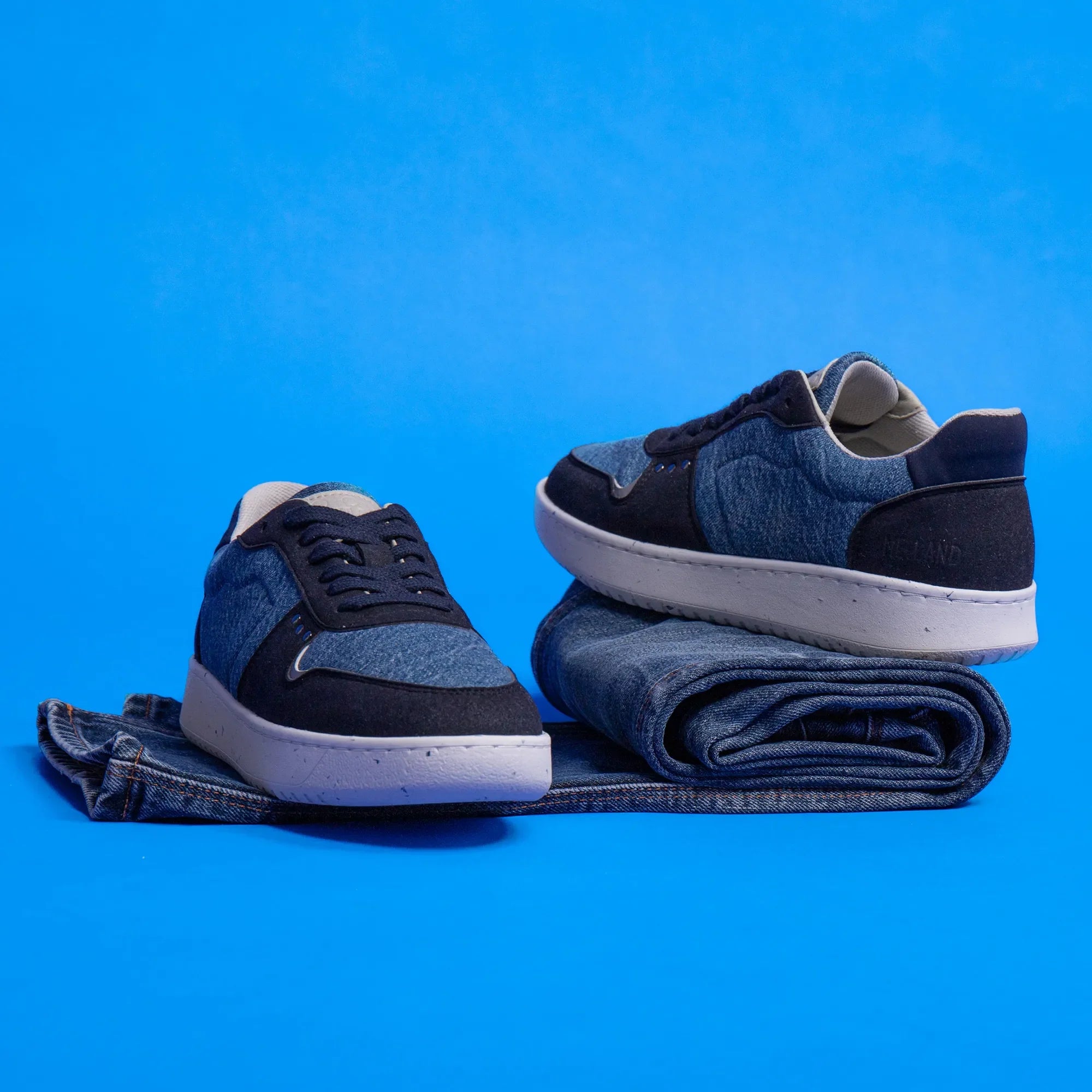 Me.Land Evan basket jean upcyclé denim vegan bleue