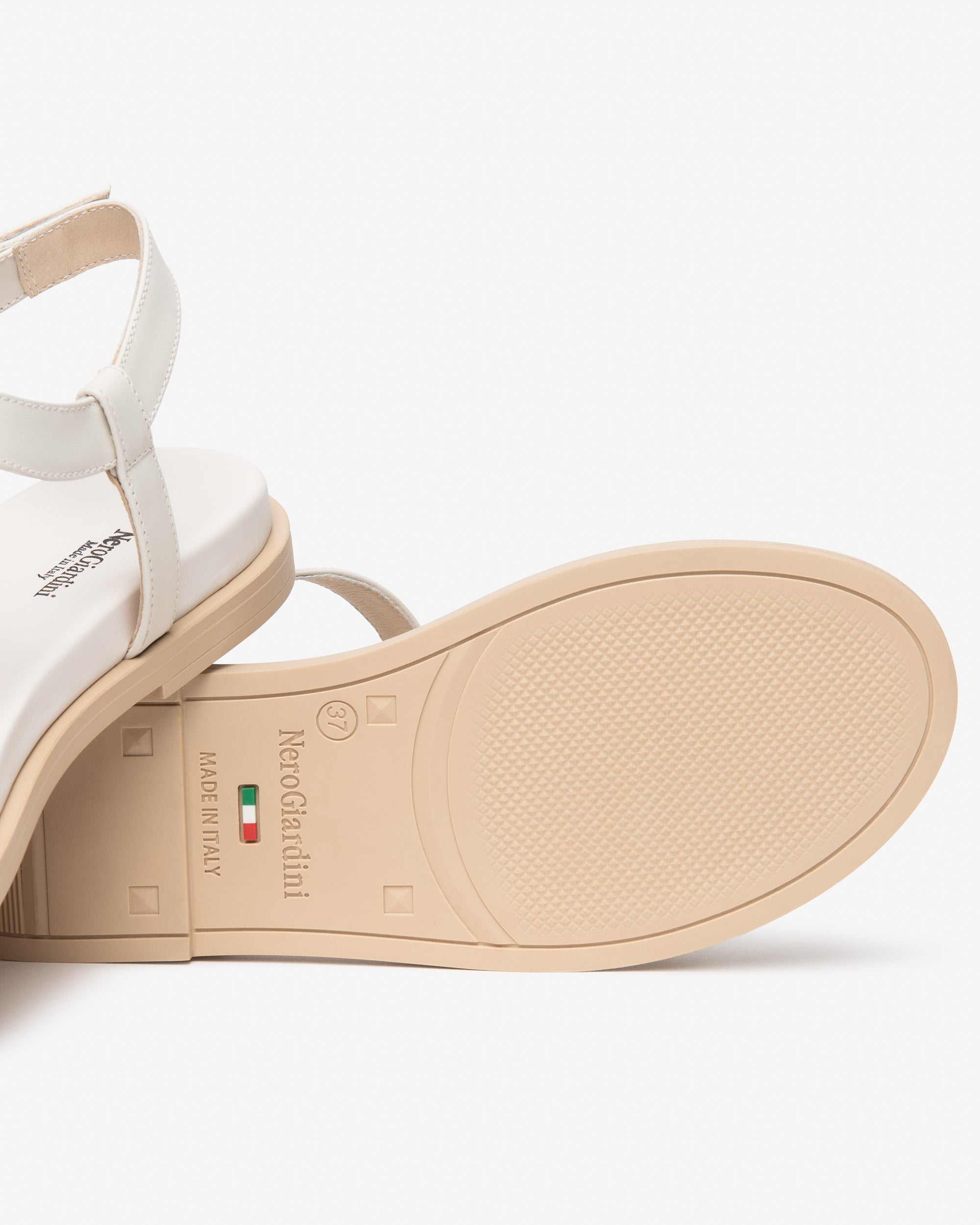 Nero Giardini Sandals sandales femme cuir