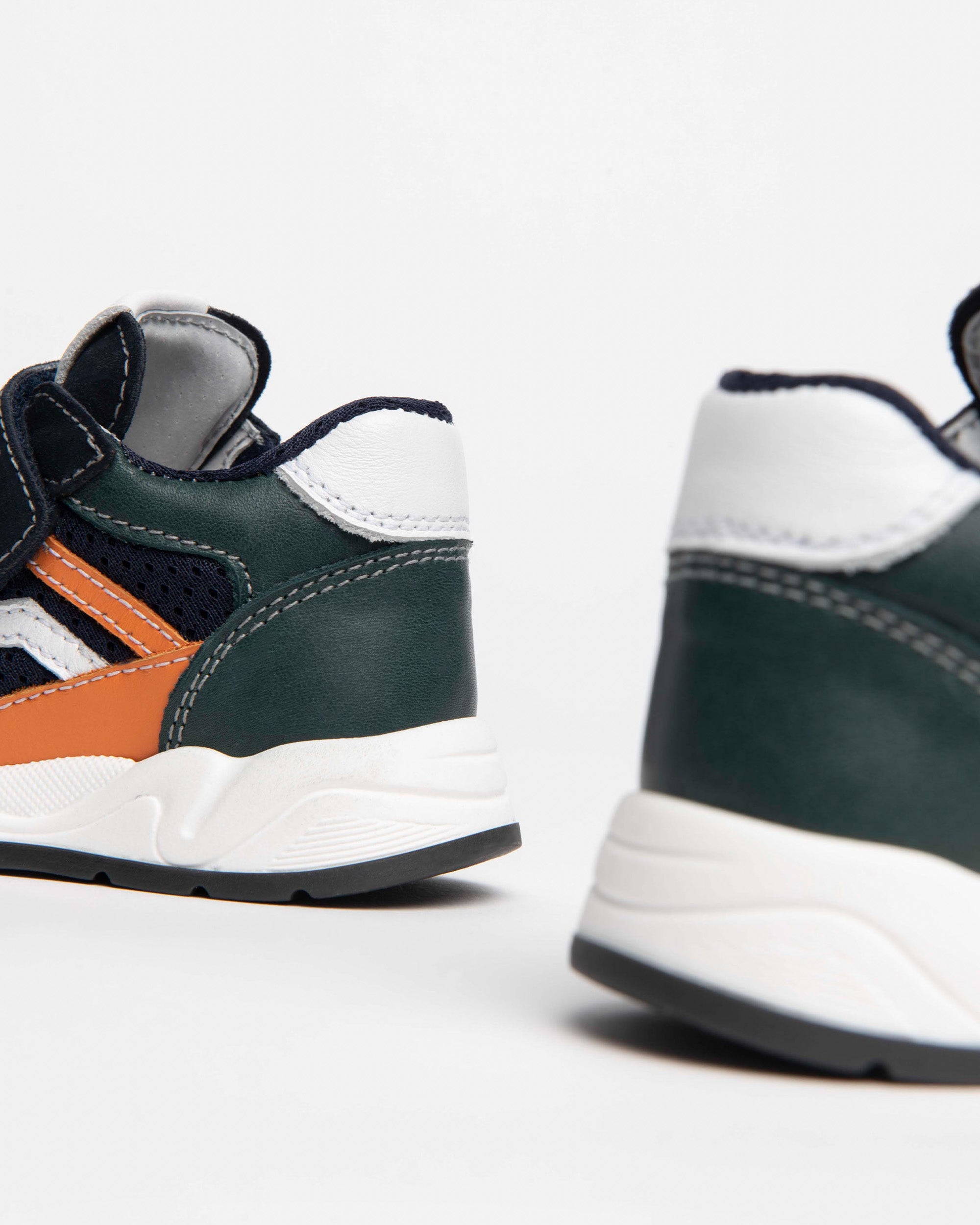 Nero Giardini Sneakers baskets bébé cuir daim scratch