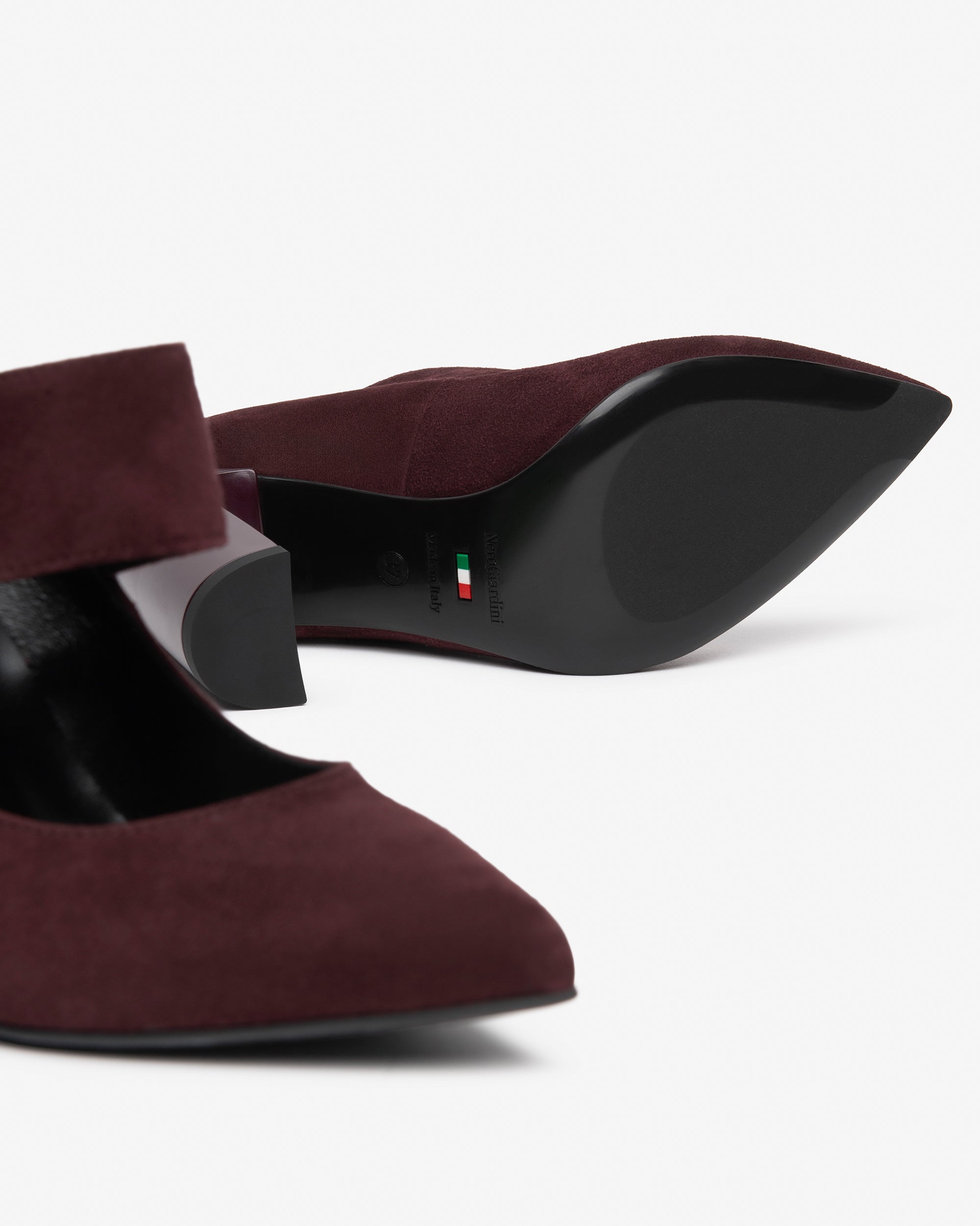 Nero Giardini Mary Jane Babies suède boucle talon 9,5 cm