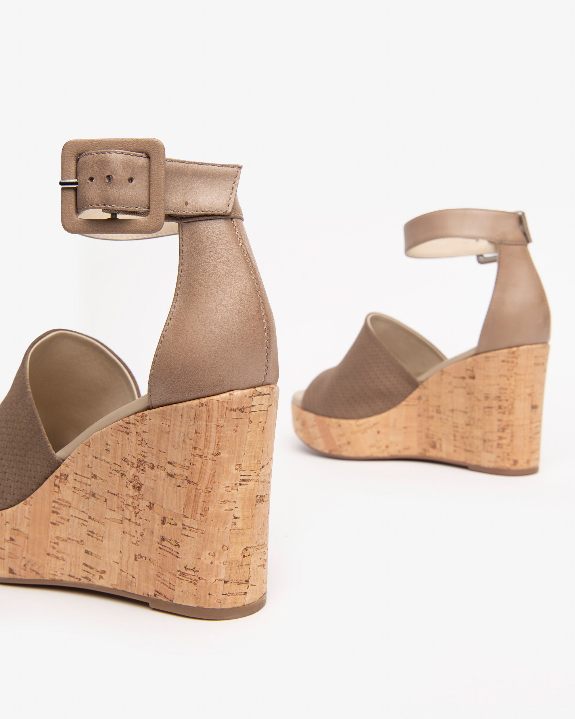 Nero Giardini Sandals sandales femme daim