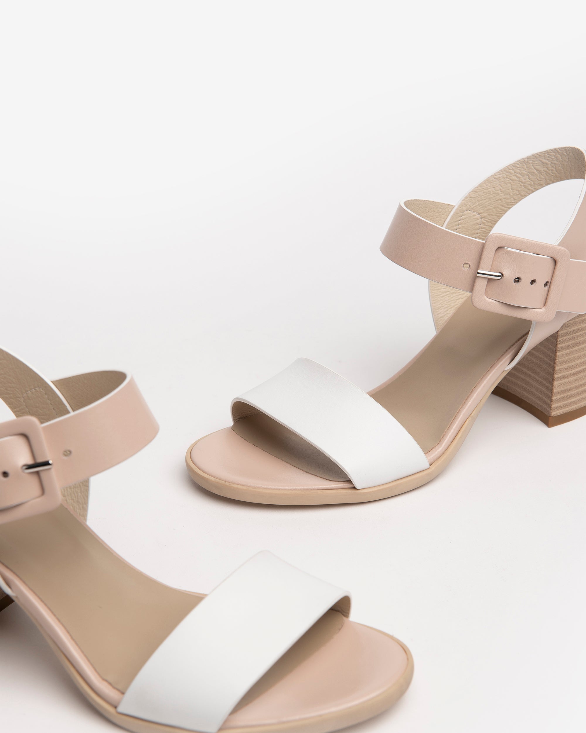 Nero Giardini Sandals sandales cuir femme 38 été