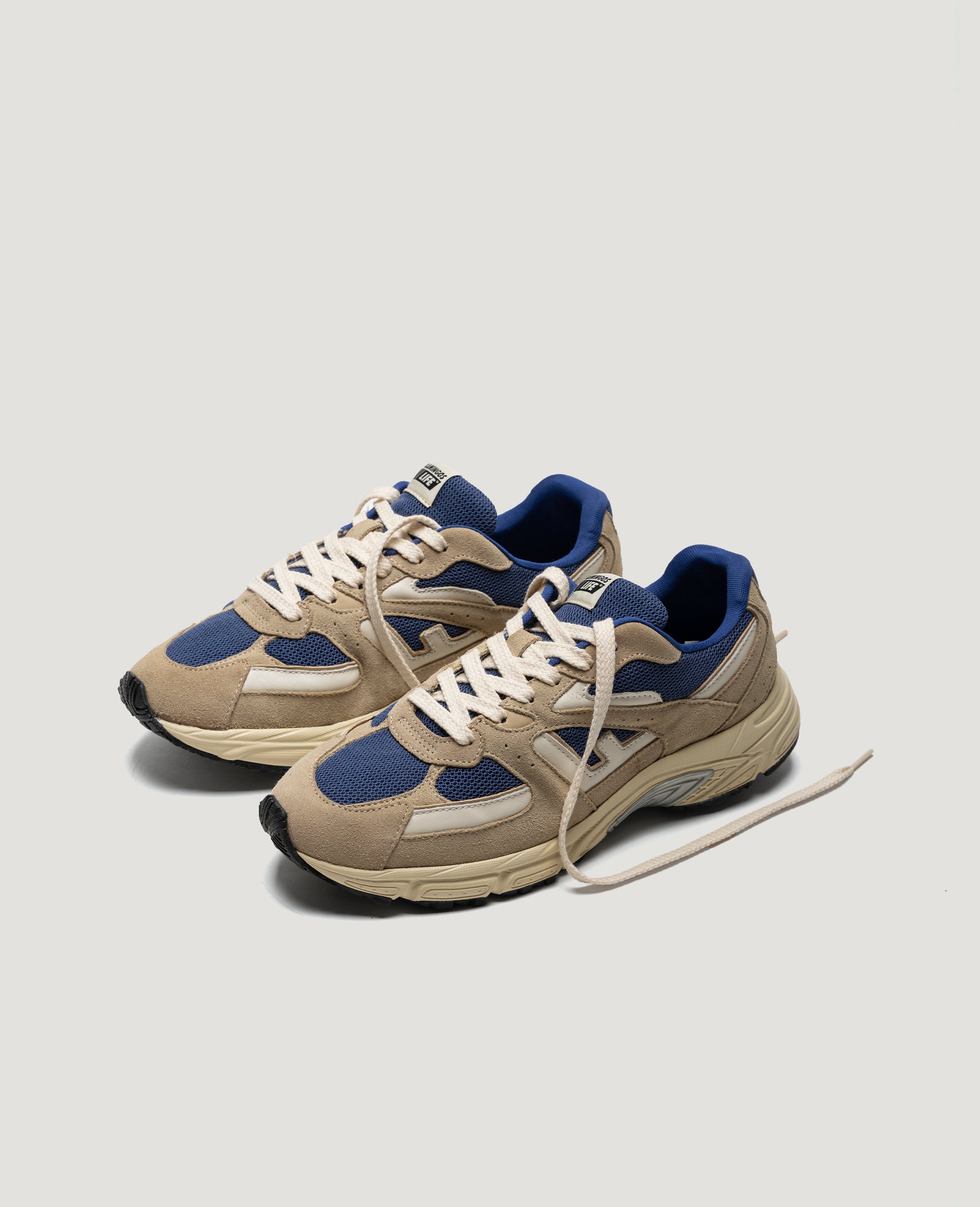 Flamingos Life Wairoa Jeans Sand baskets vegan bleues