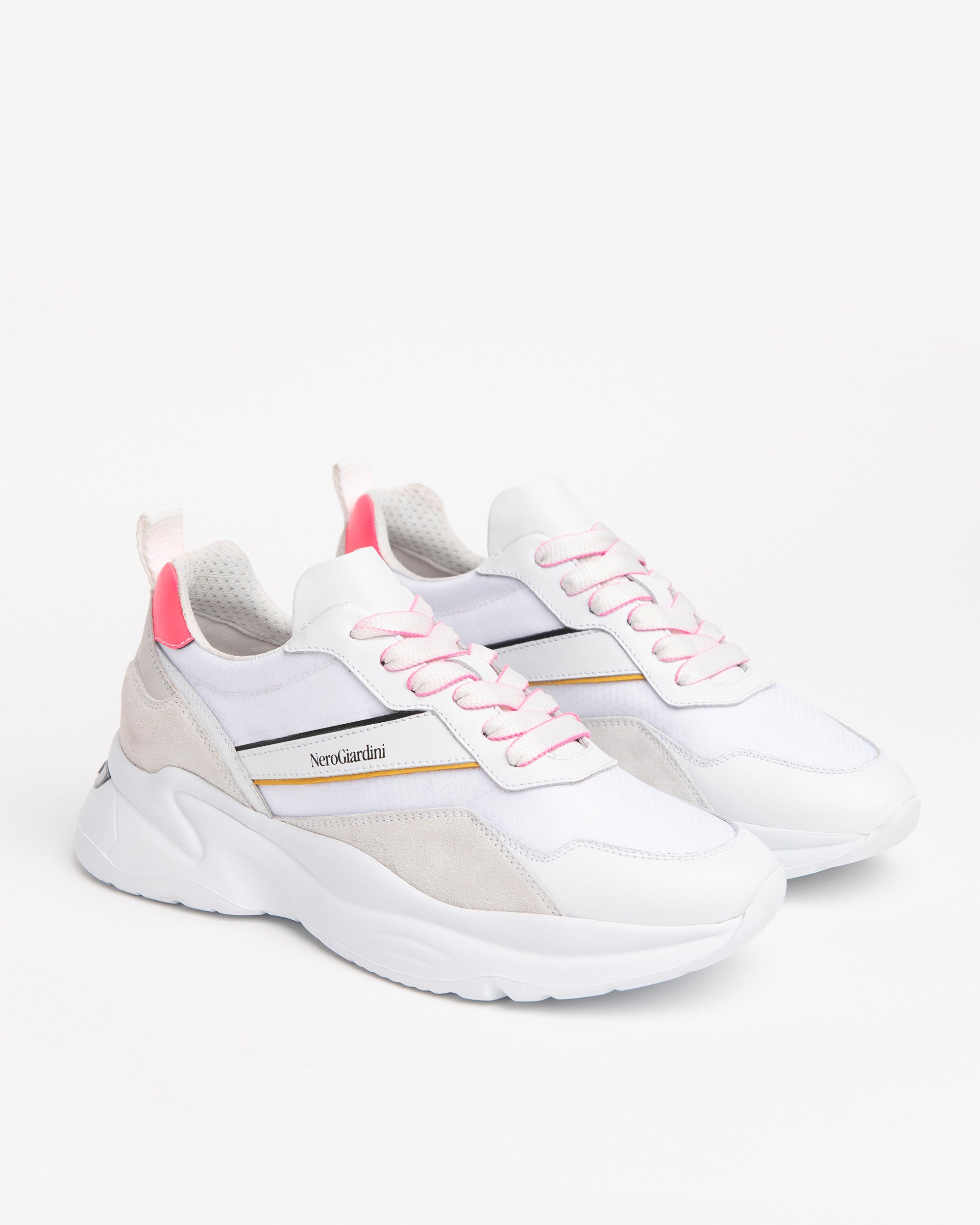Nero Giardini Sneakers Baskets Cuir Femme Cuir Suède