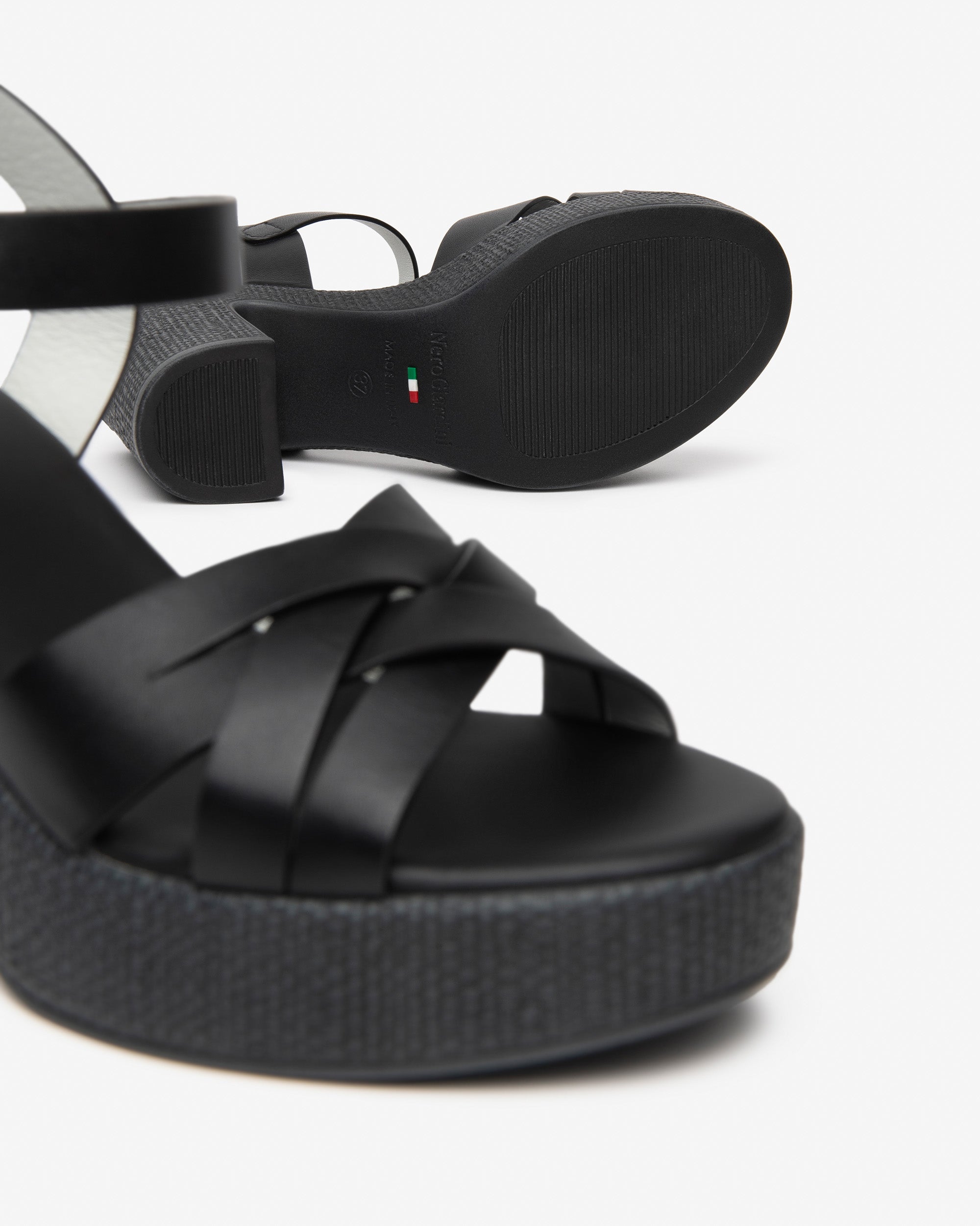 Nero Giardini Sandals sandales cuir femme été