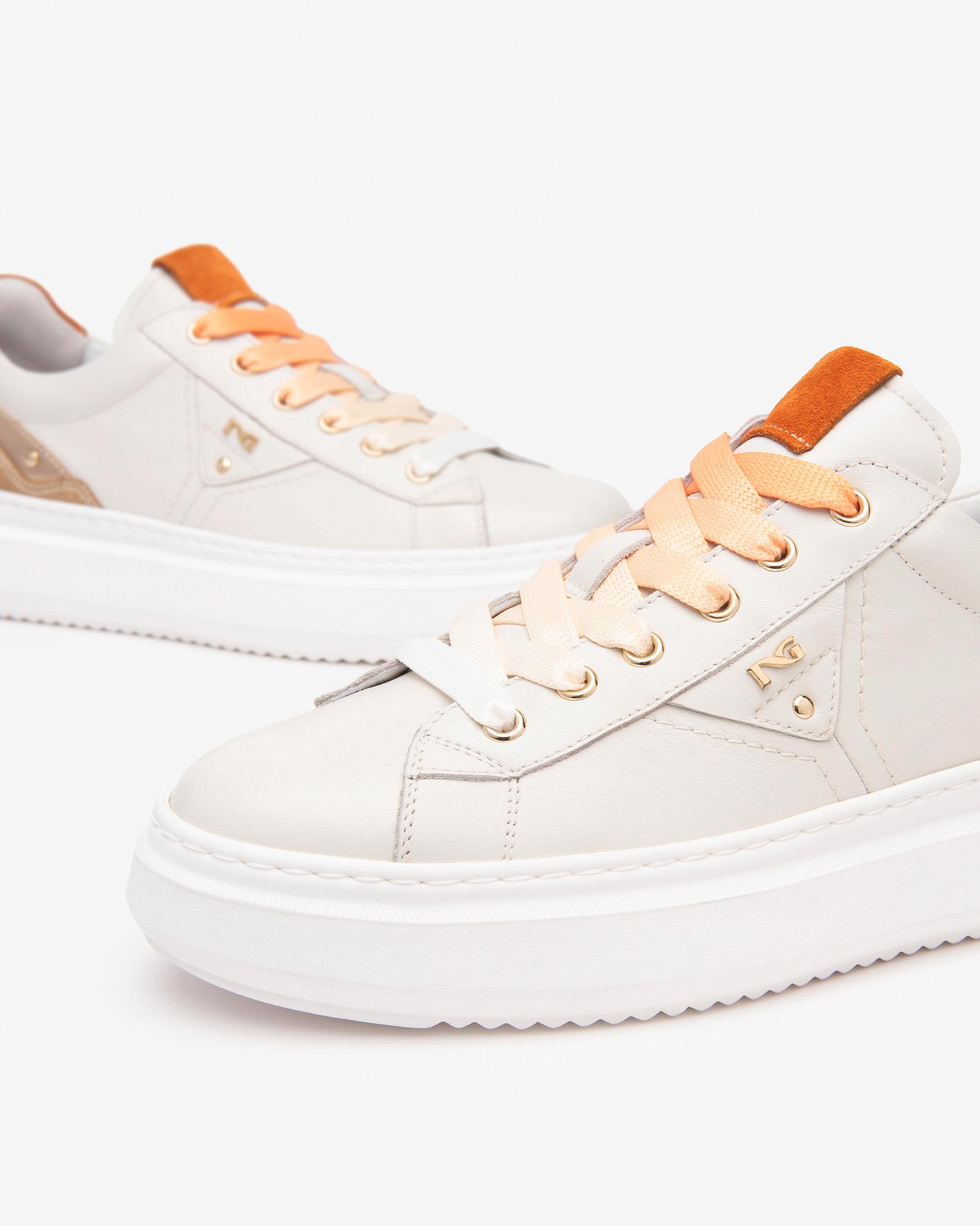 Nero Giardini Sneakers baskets cuir femme daim