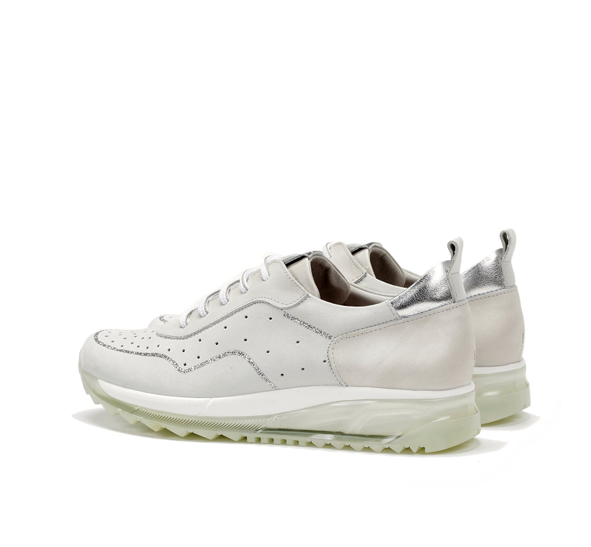Dorking Navy D8201 basket blanche femme à lacets