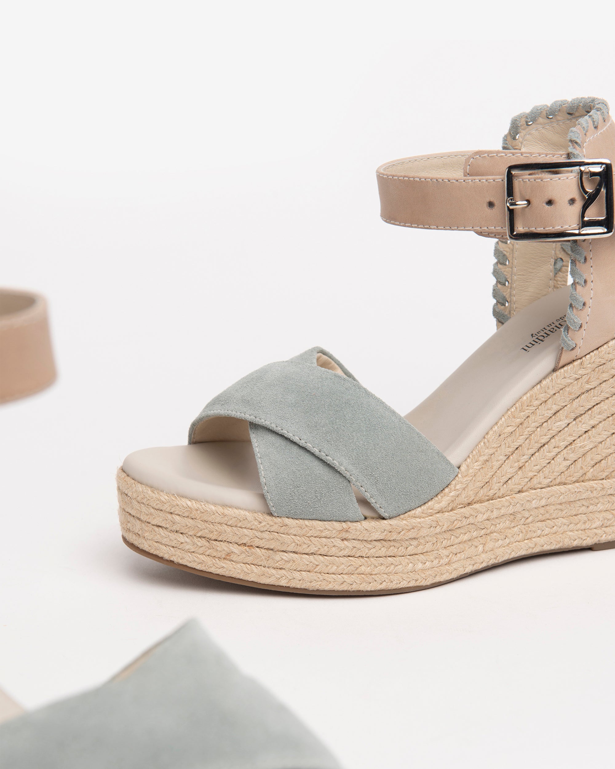 Nero Giardini Sandals sandales compensées femme daim