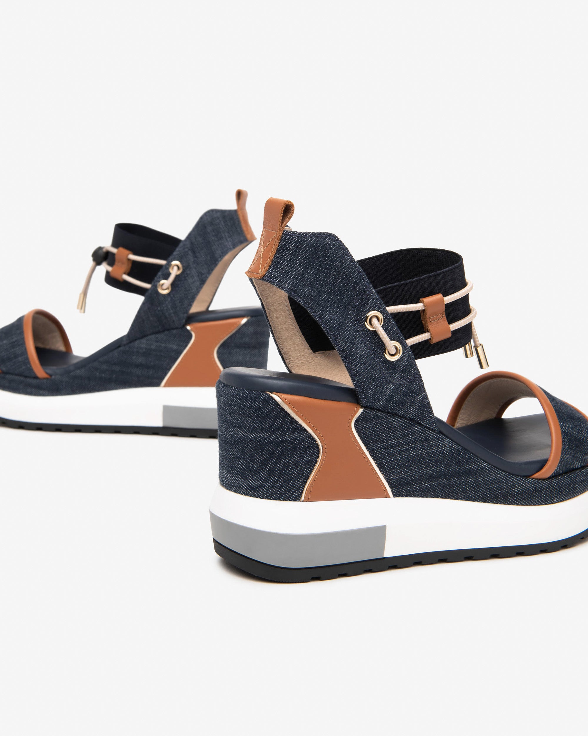 Nero Giardini Sandales femme cuir denim compensé