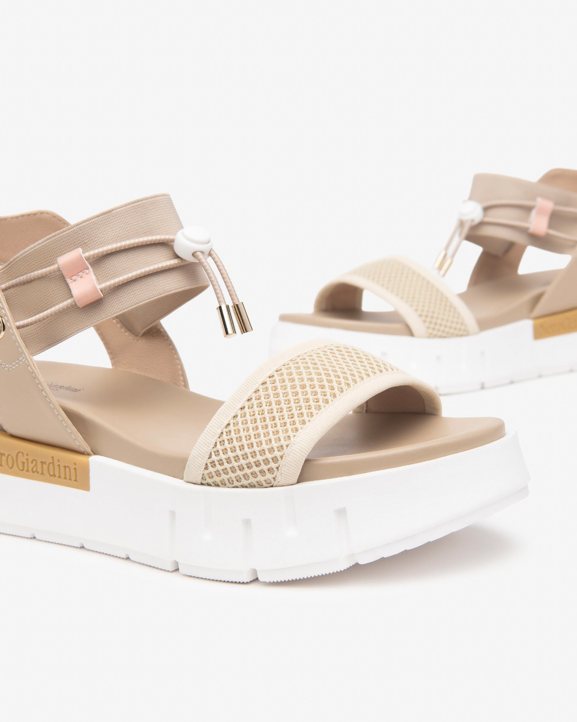 Nero Giardini Sandals sandales femme cuir et toile pointure 38