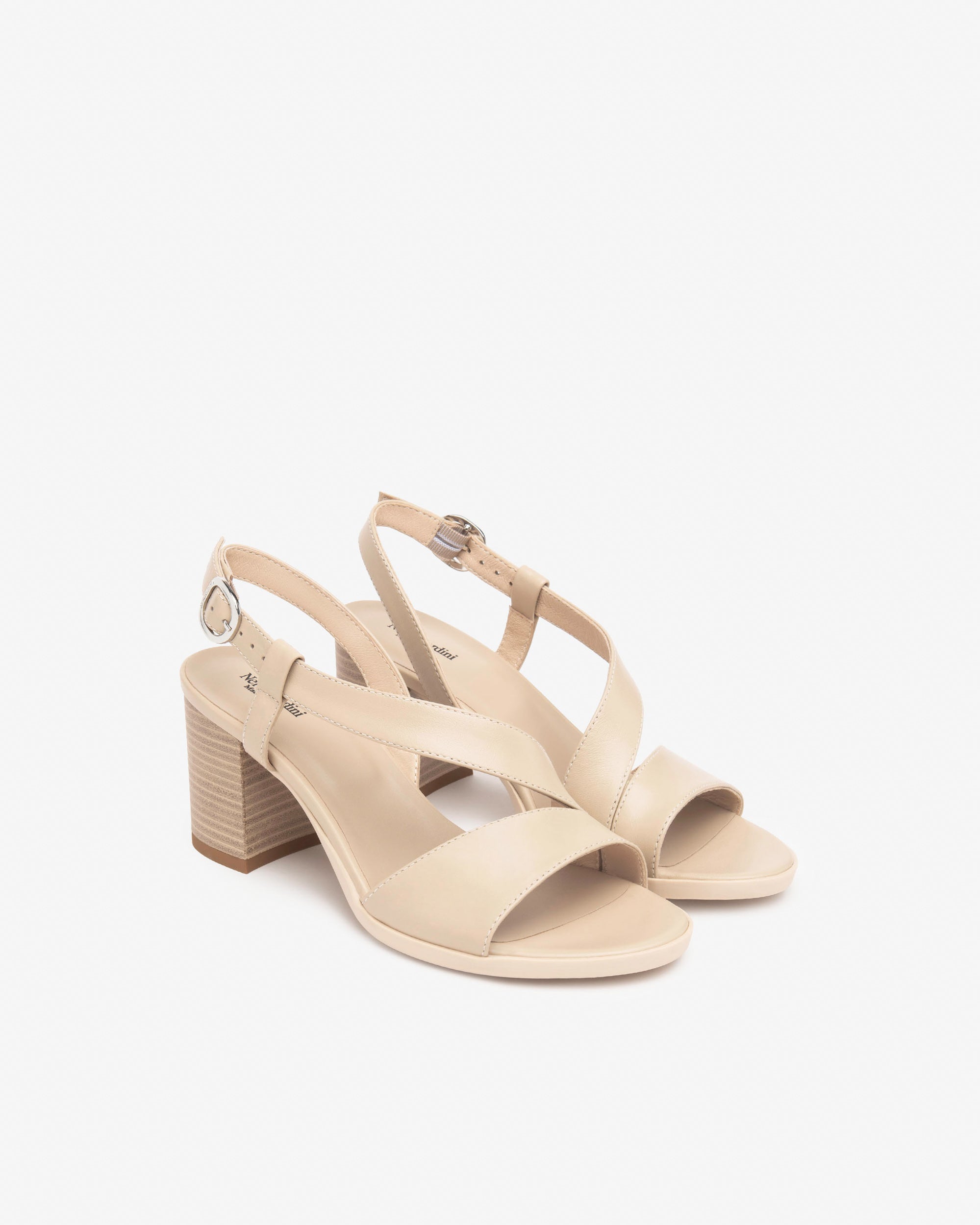 Nero Giardini Sandales cuir femme confort été