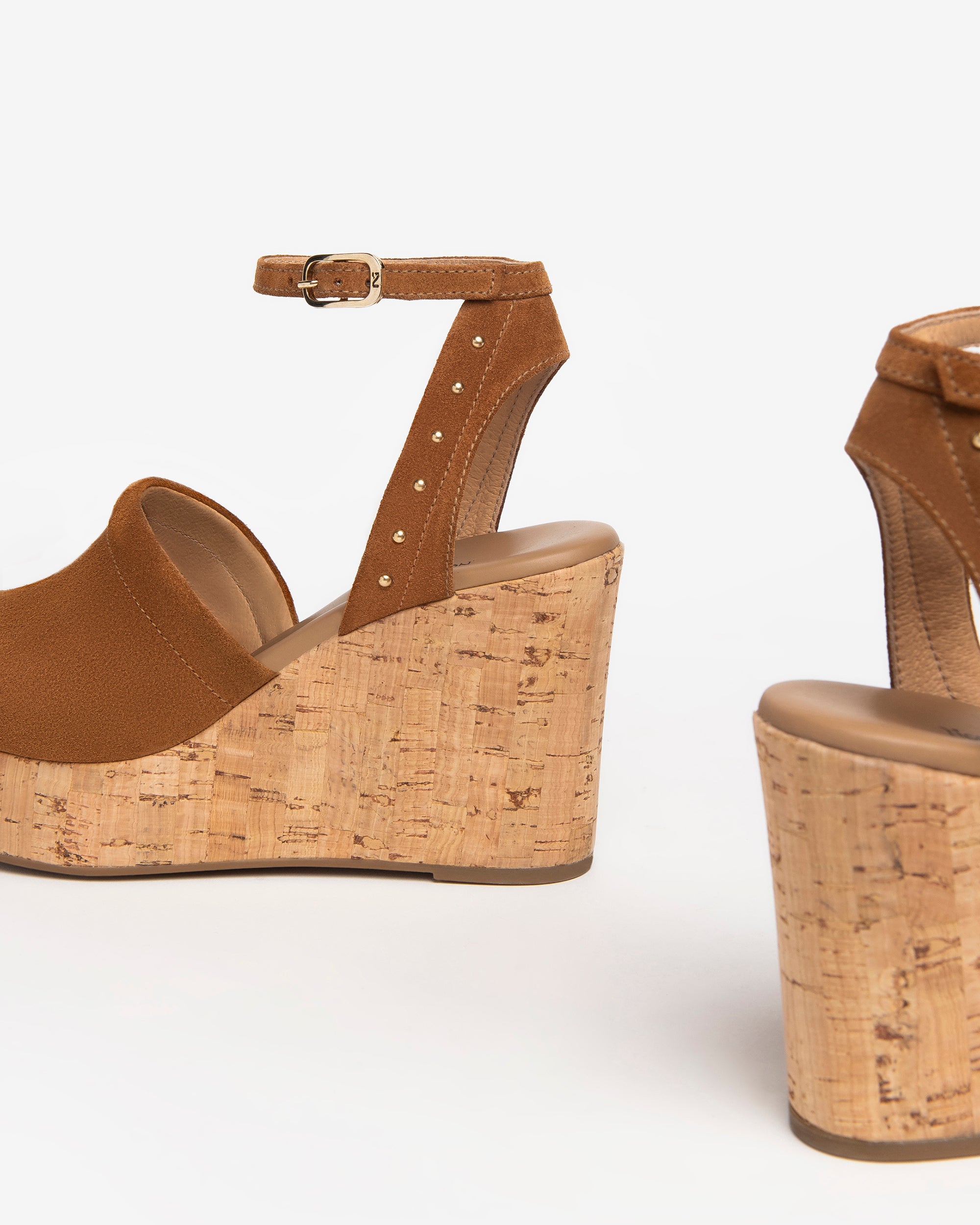 Nero Giardini Sandals sandales daim femme cloutées