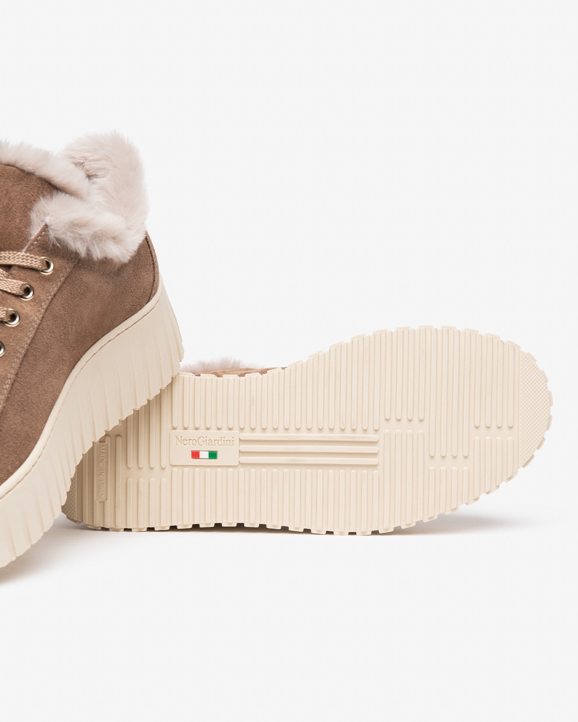 Nero Giardini Sneakers baskets femme daim plateforme 38