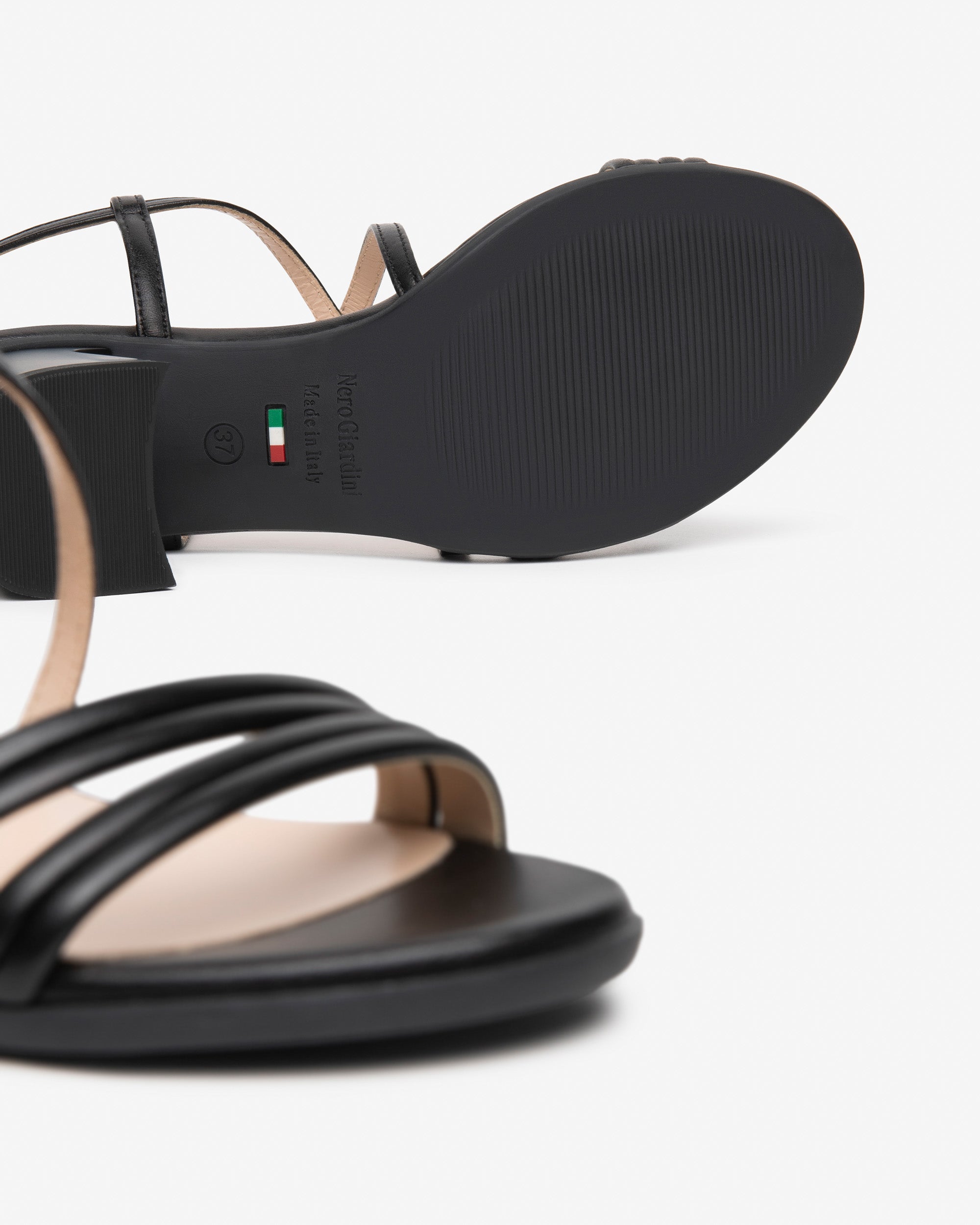 Nero Giardini Sandals sandales cuir femme été