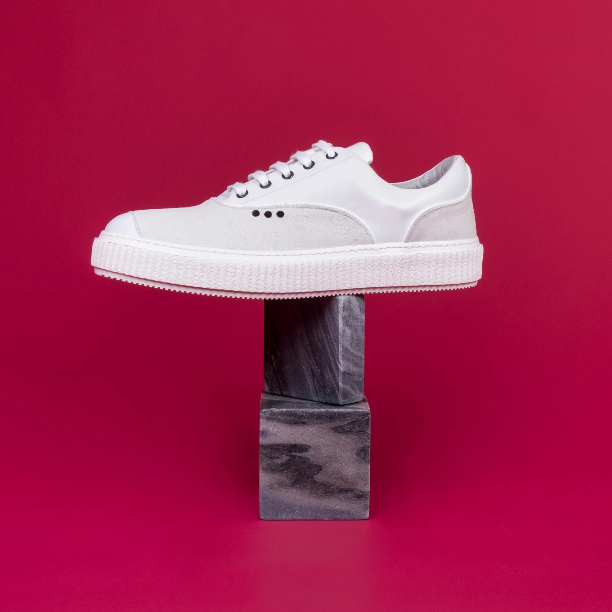 Me.Land Meaker basket cuir daim blanc mémoire de forme