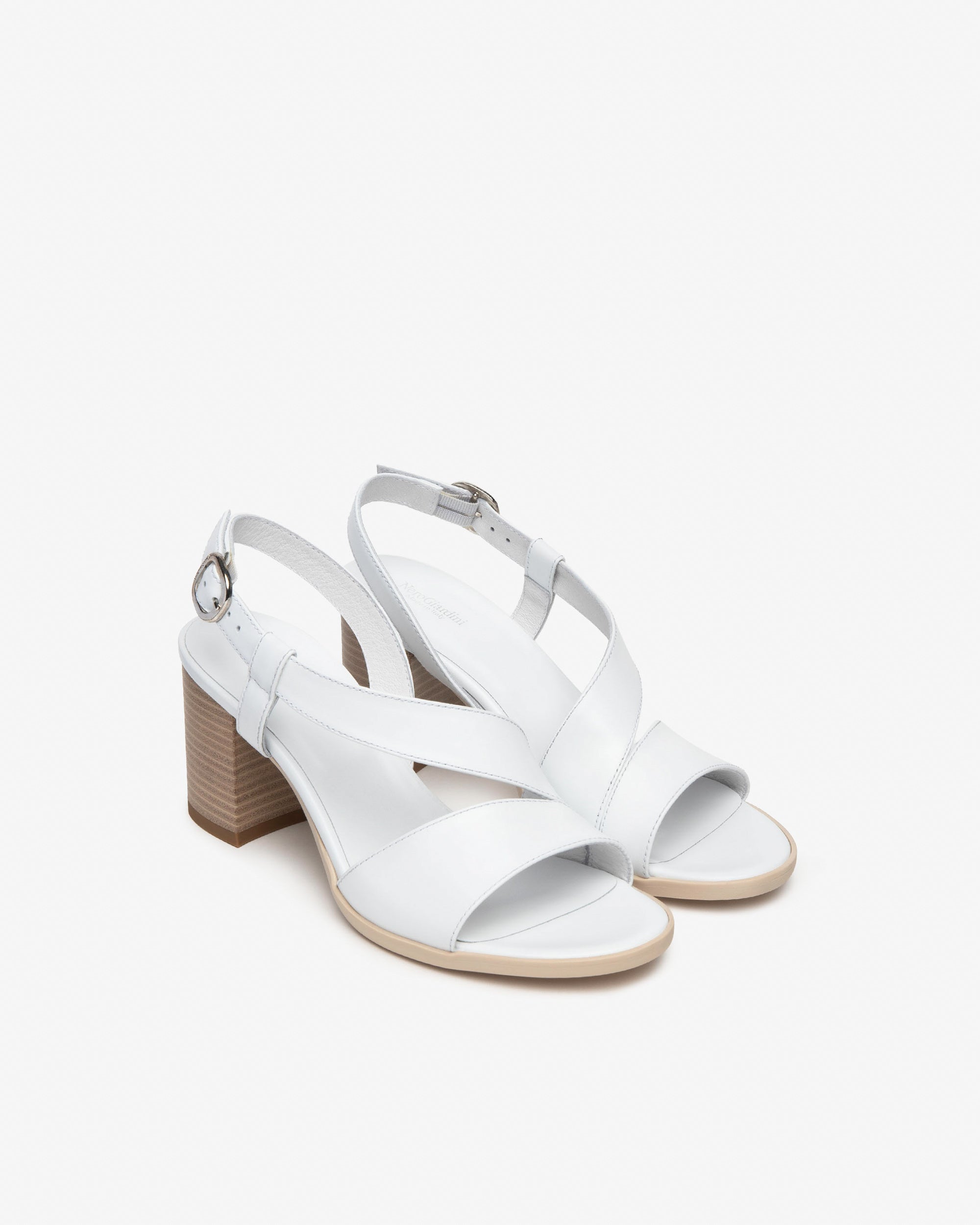 Nero Giardini Sandals sandales cuir femme 38 confort