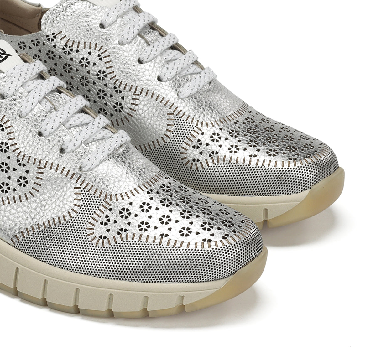 Dorking Kloss D9632 basket argent femme