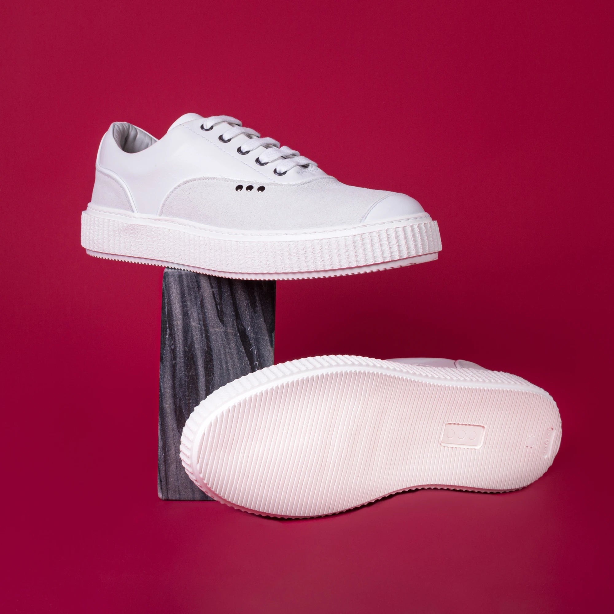 Me.Land Meaker basket cuir daim blanc mémoire de forme