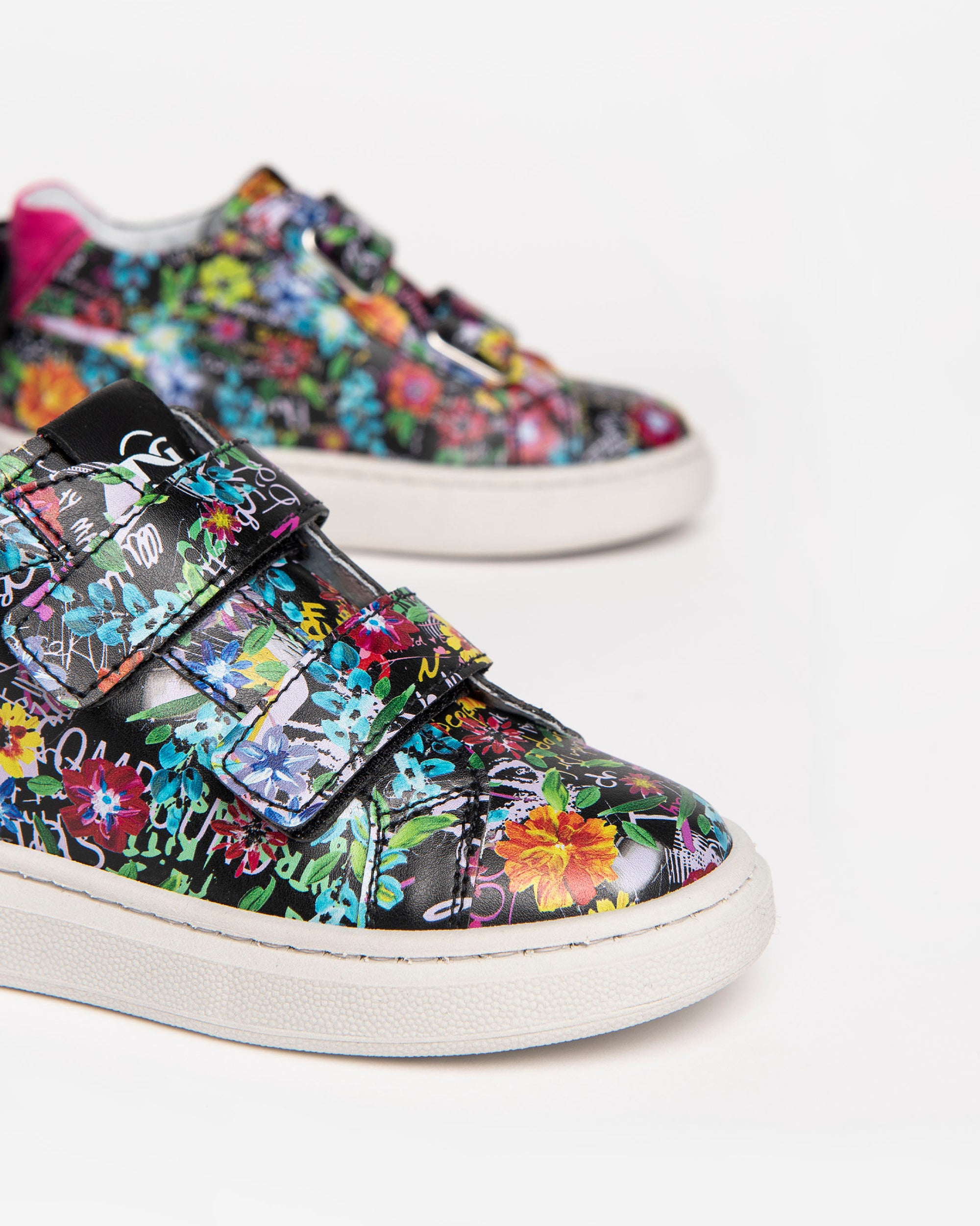 Nero Giardini Sneakers baskets fille scratch légères