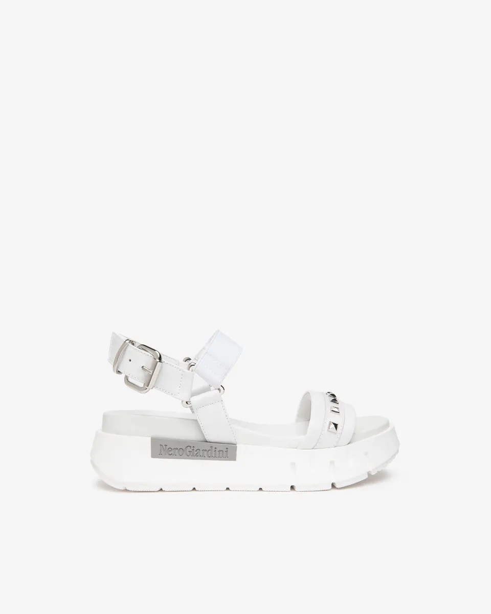 Nero Giardini Sandals Sandales Femme Cuir 38
