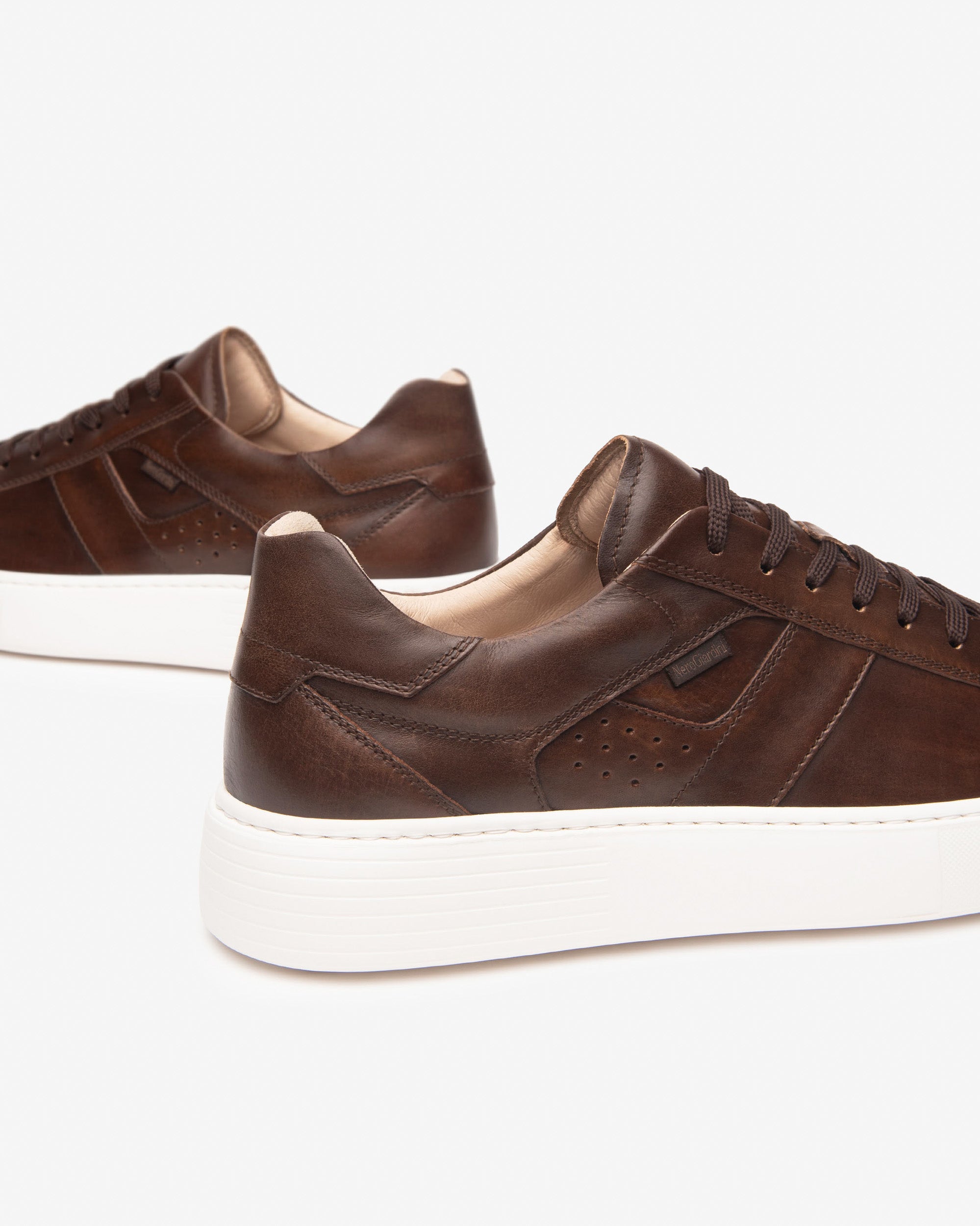 Nero Giardini Sneakers baskets homme cuir 43