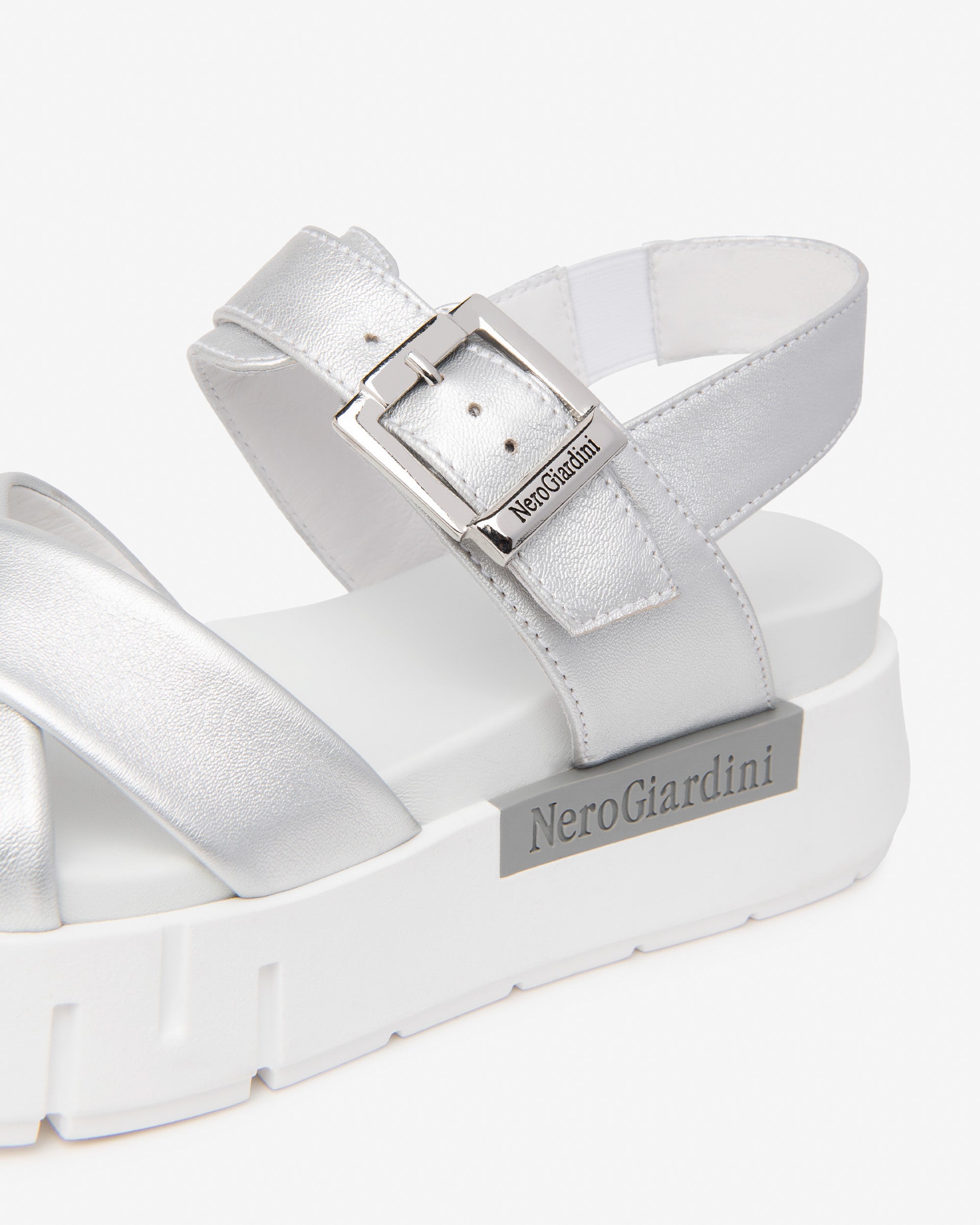 Nero Giardini Sandals sandales cuir femme été pointure 37