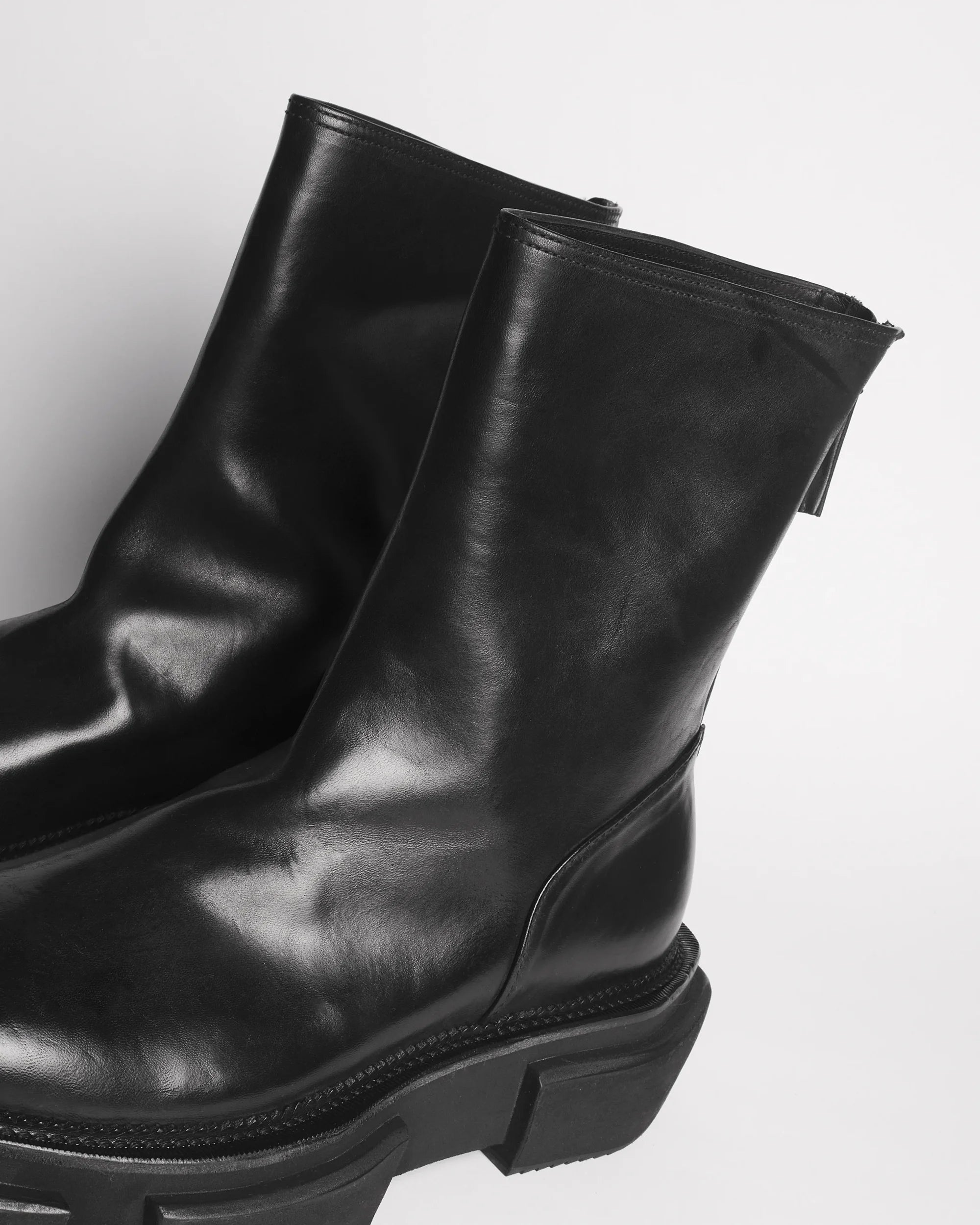 Premiata Boots 019 chaussures cuir sculpté