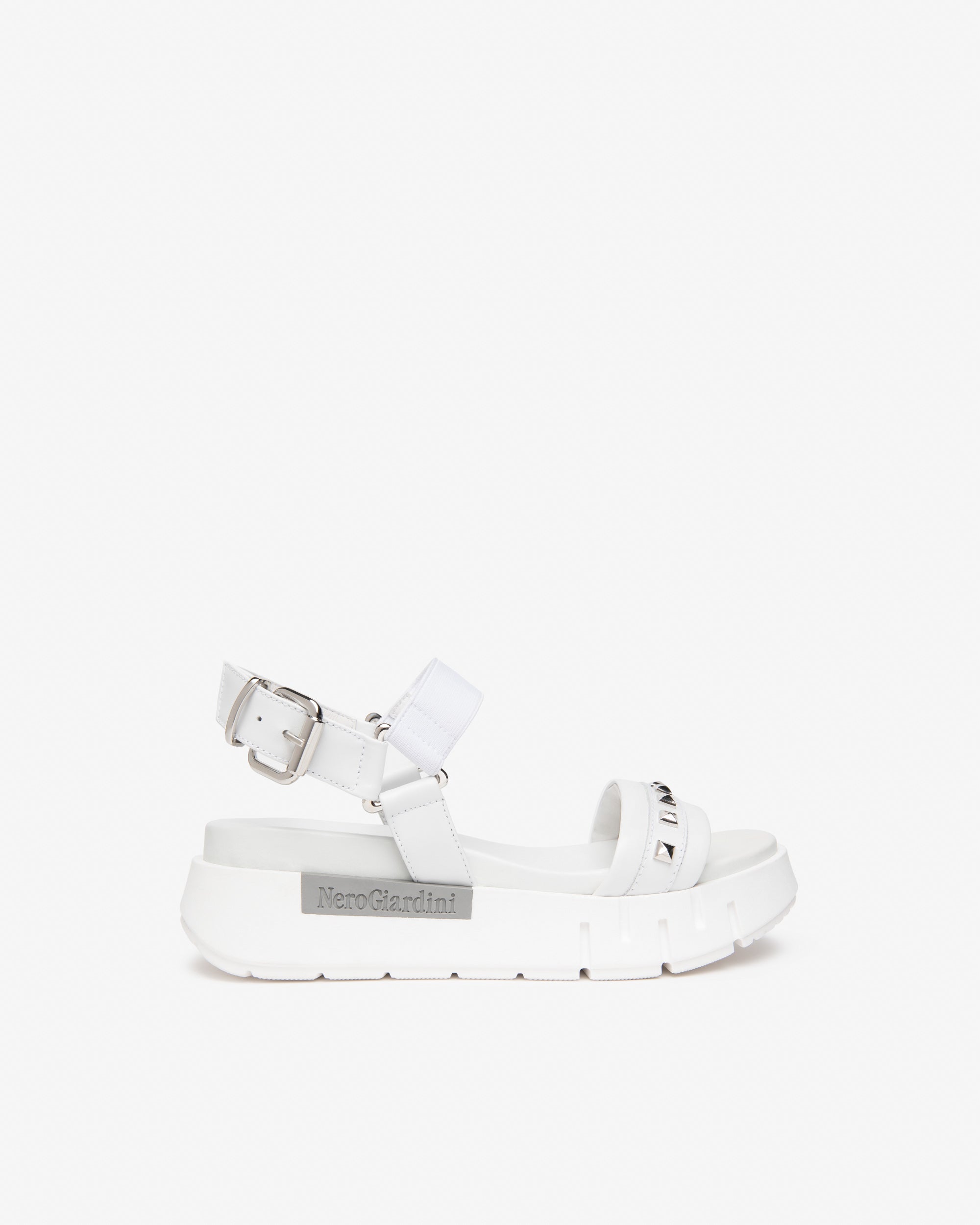 Nero Giardini Sandals Sandales Femme Cuir 38