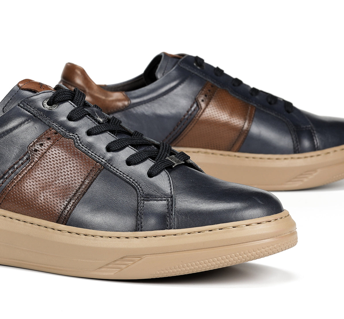 Fluchos Boston F2043 basket homme bleu souple