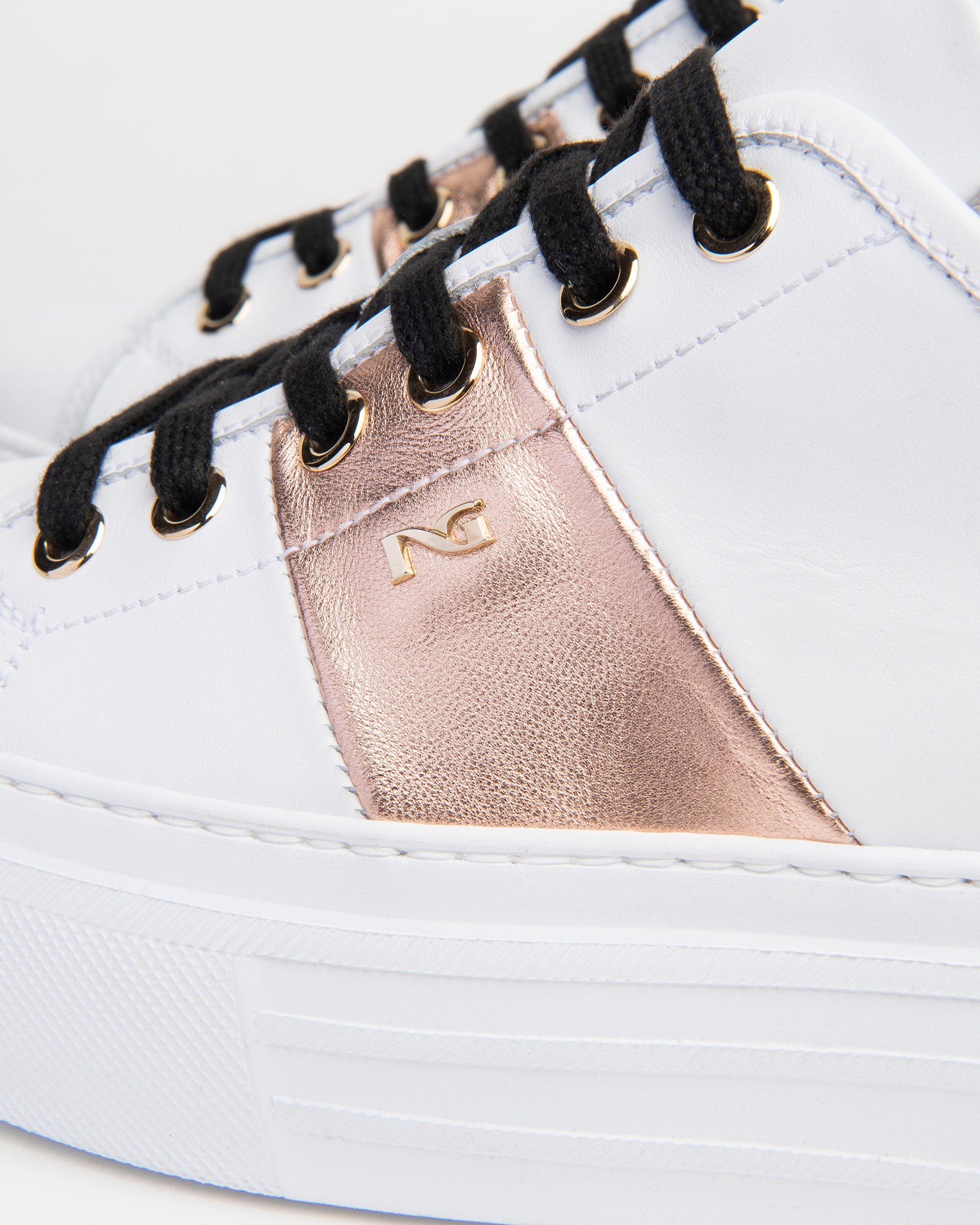 Nero Giardini Sneakers baskets femme cuir 38 clous
