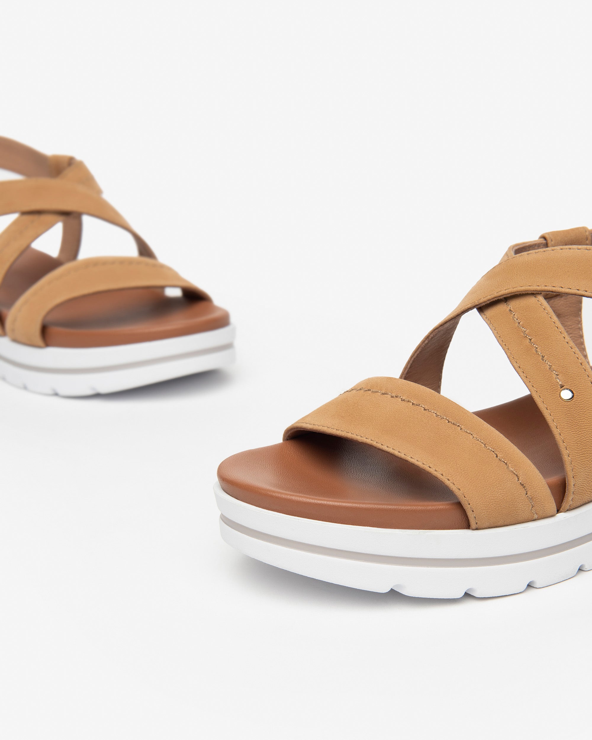 Nero Giardini Sandals sandales daim femme pointure 37