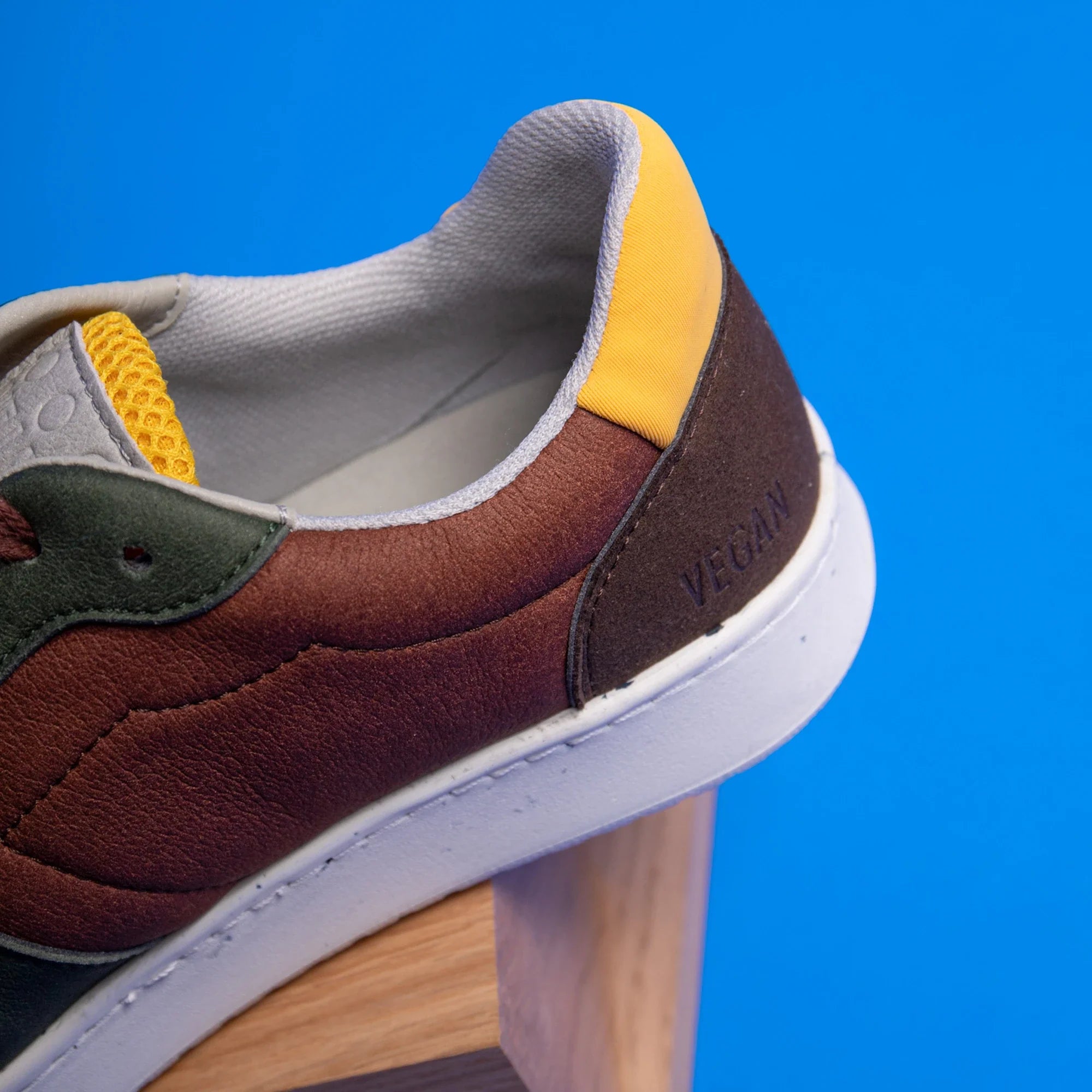 Me.Land Evan baskets vegan marron kaki jaune