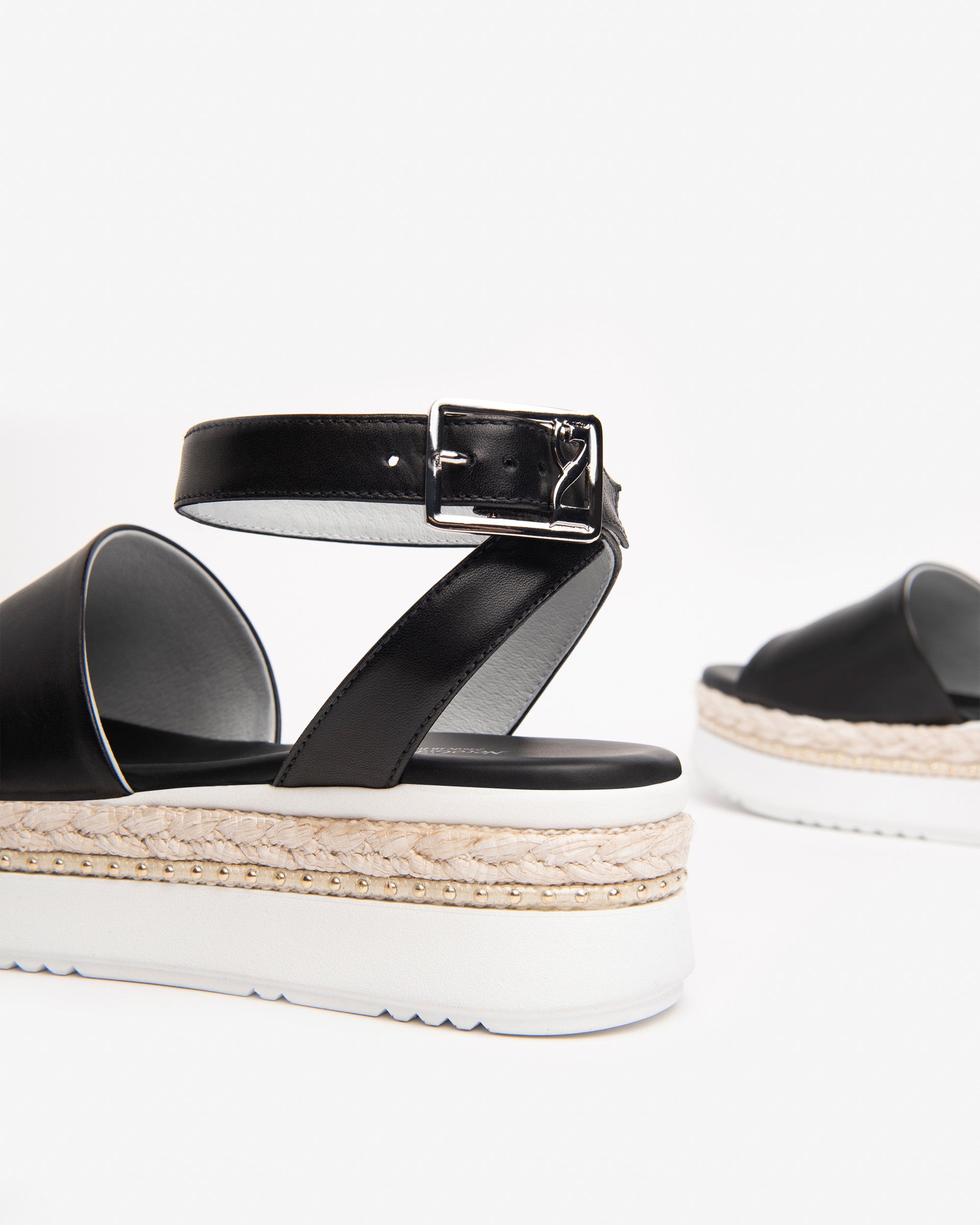 Nero Giardini Sandals sandales cuir femme été
