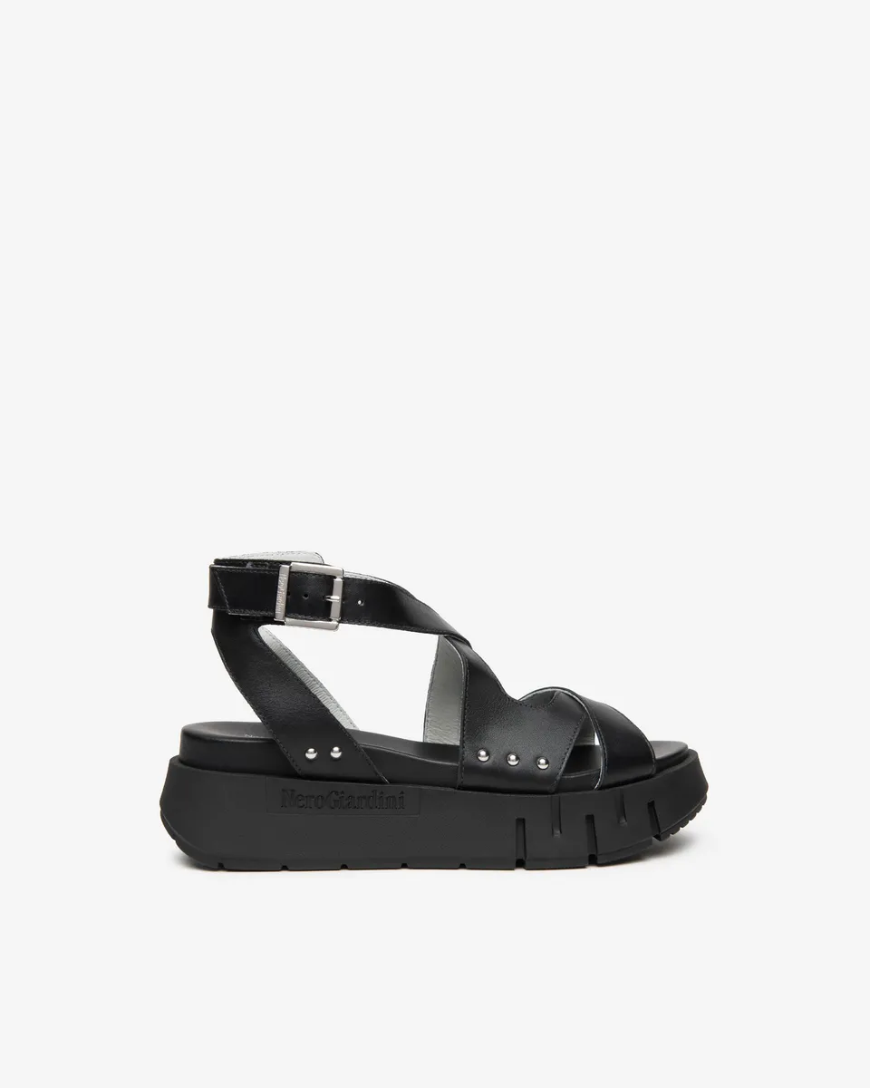 Nero Giardini Sandals sandales femme cuir pointure 37 été