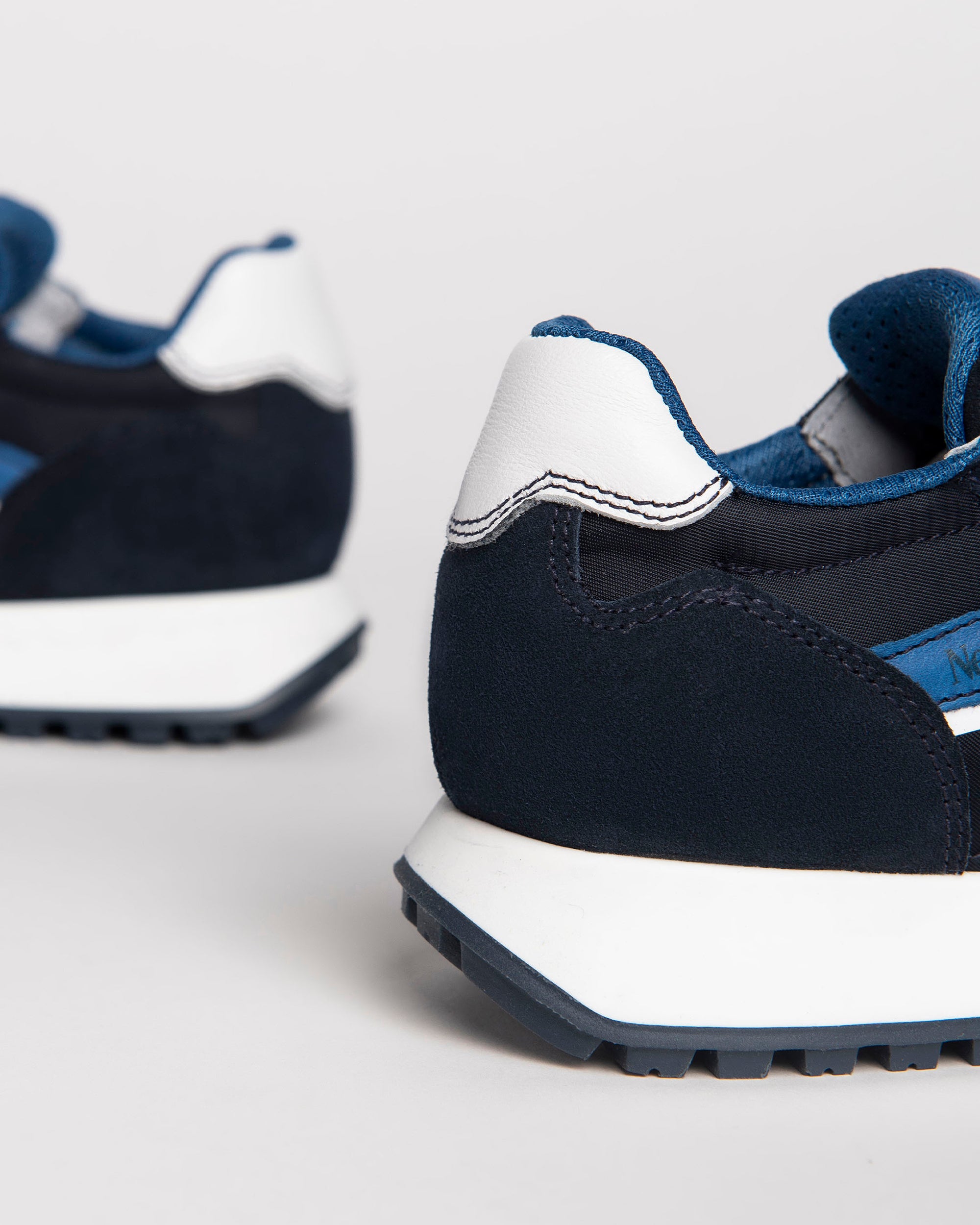 Nero Giardini Sneakers baskets garçon daim cuir 34