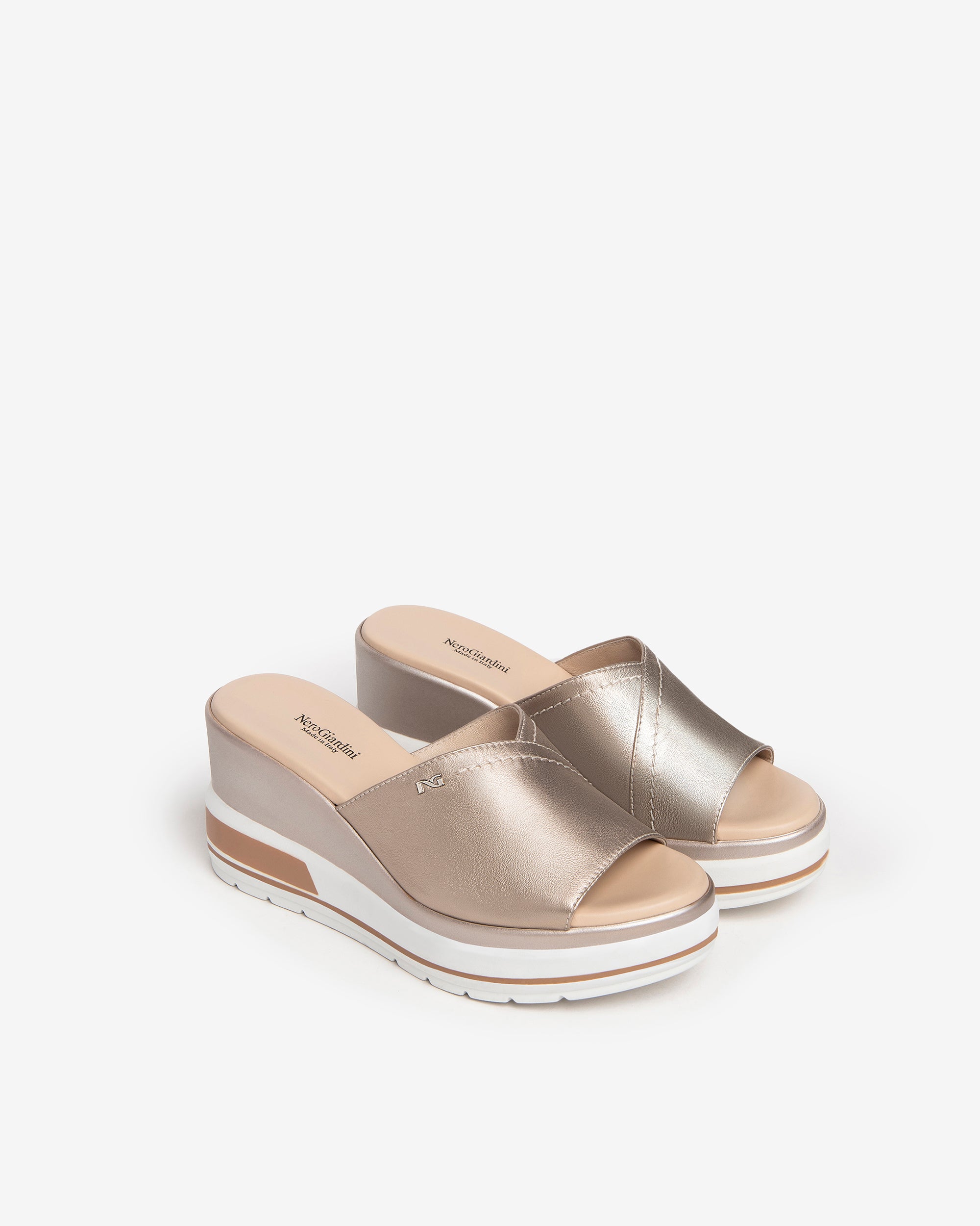 Nero Giardini Slippers mules cuir femme été