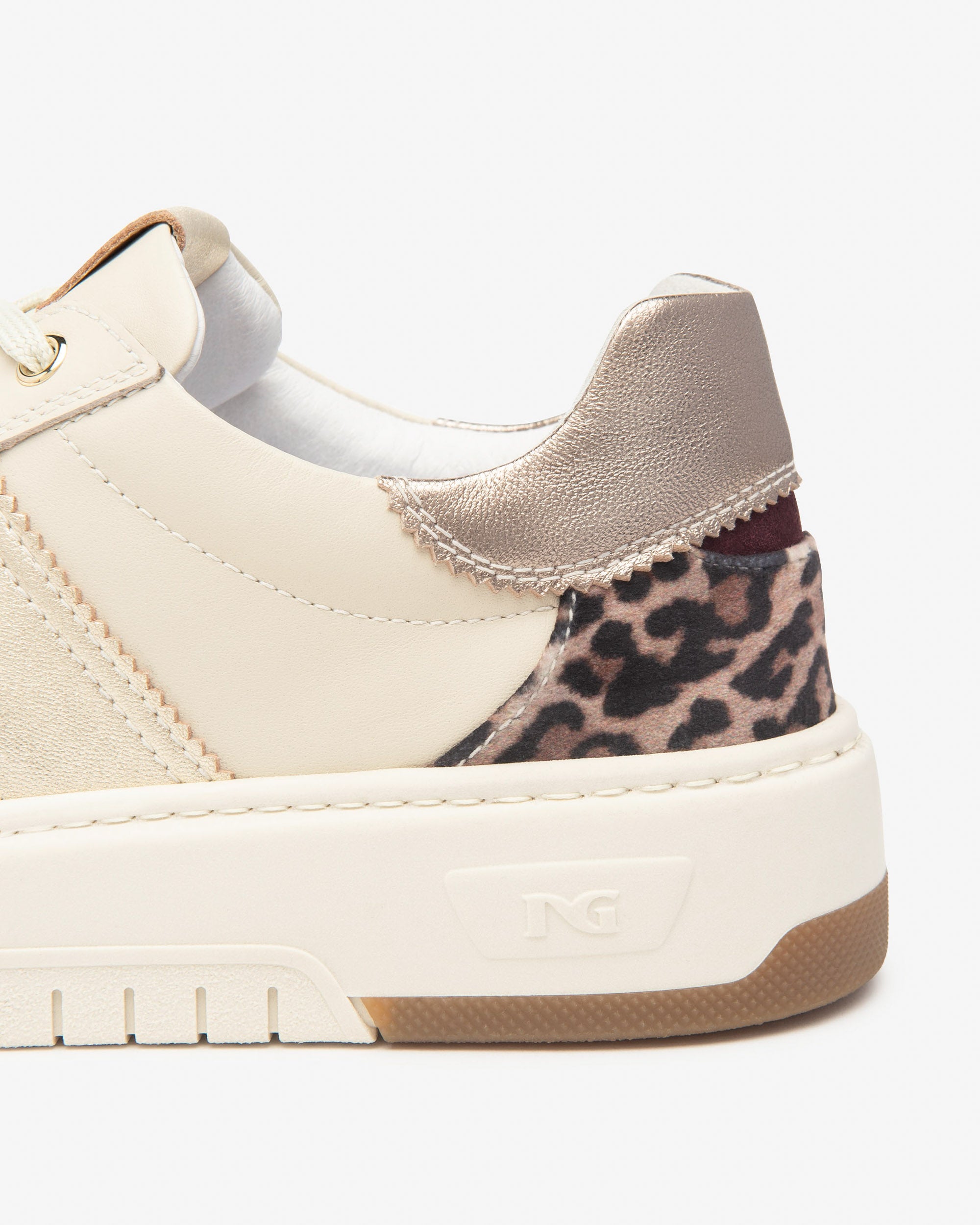 Nero Giardini Sneakers baskets daim cuir femme