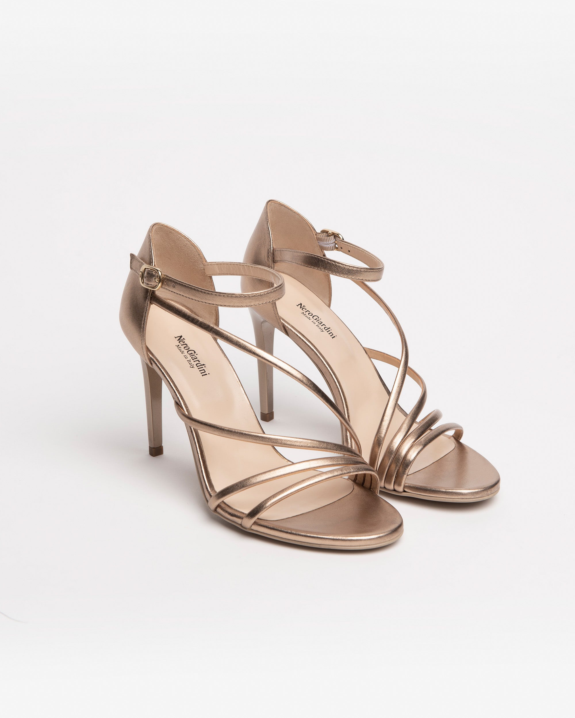 Nero Giardini Sandals sandales cuir femme élégantes