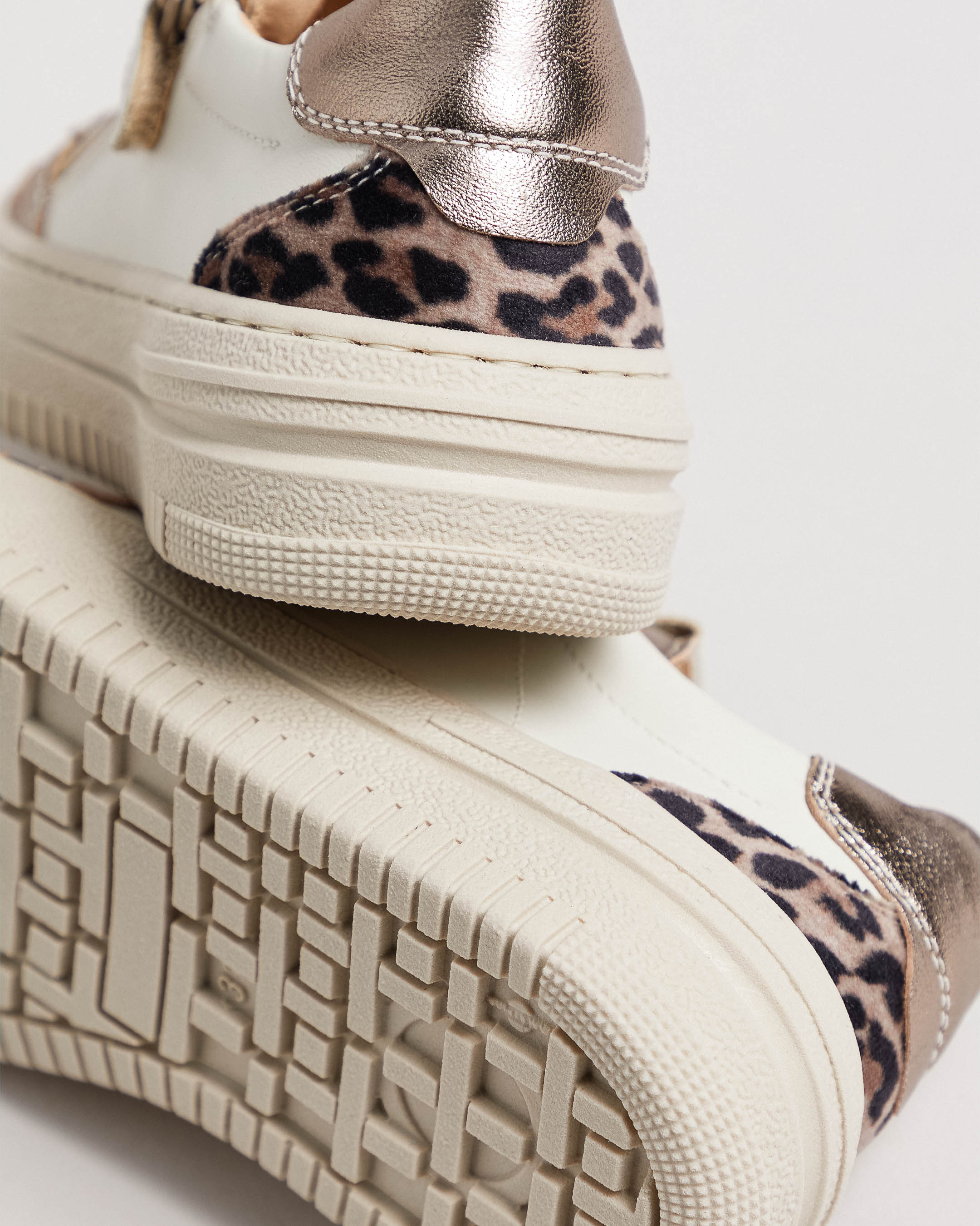 Nero Giardini Sneakers baskets fille cuir